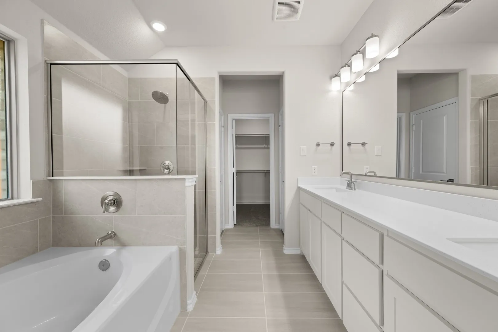 Concept 1660 - Primary Bathroom