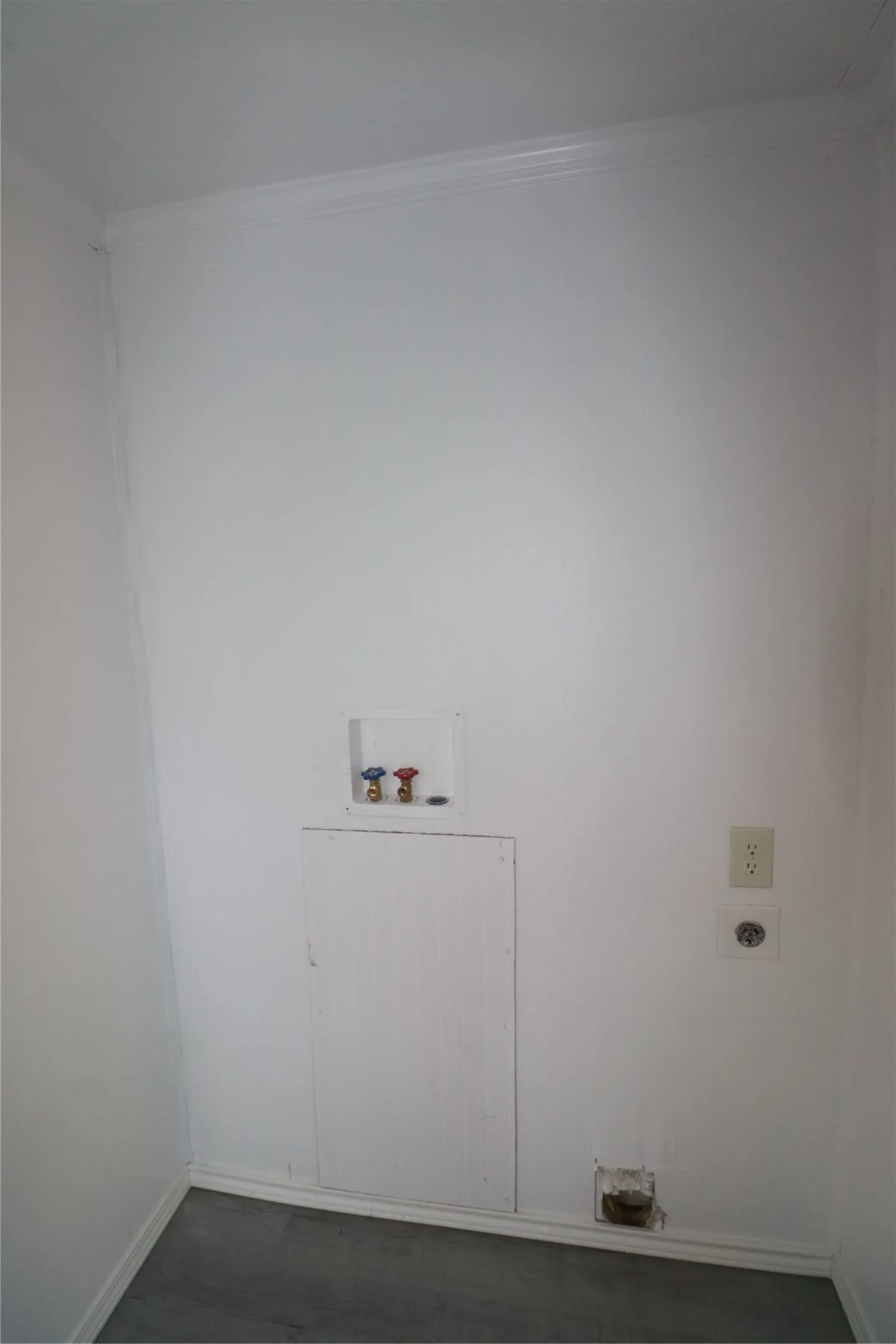 Mobile Home For Rent in Wise County , 262 County Road 4852, Newark, Texas 76071, 3 Bedroom, 2 Bathroom, Garage spaces, 1,474 Sqft, built in 1966, mls#21420586, Real Estate Agent in Newark, Homes For Rent in Wise county, Homes For Rent in Newark, Realtor in Newark Texas, Real Estate Brokerage Independent Realty Texas, Luminita Cordes Realtor