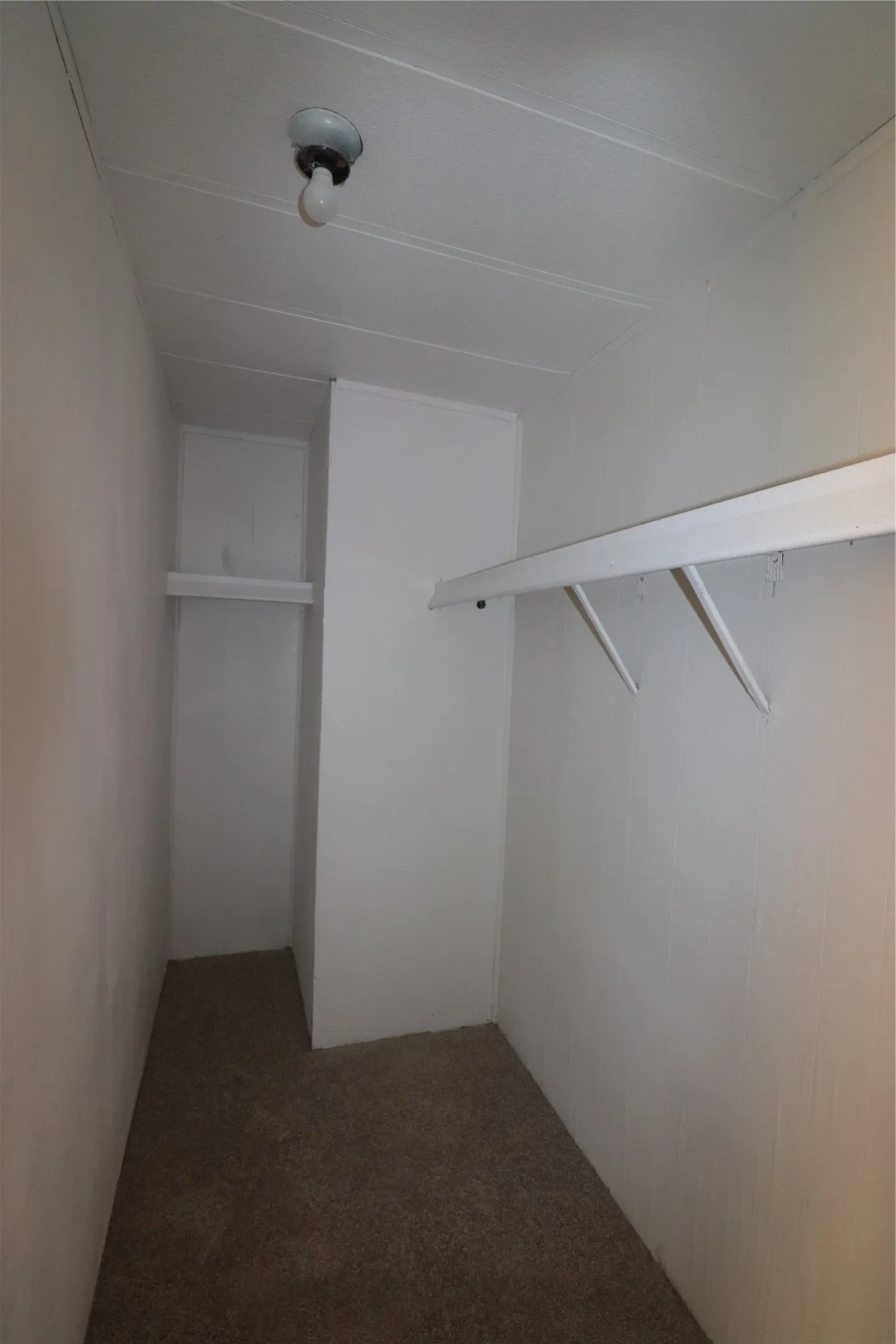 Mobile Home For Rent in Wise County , 262 County Road 4852, Newark, Texas 76071, 3 Bedroom, 2 Bathroom, Garage spaces, 1,474 Sqft, built in 1966, mls#21420586, Real Estate Agent in Newark, Homes For Rent in Wise county, Homes For Rent in Newark, Realtor in Newark Texas, Real Estate Brokerage Independent Realty Texas, Luminita Cordes Realtor