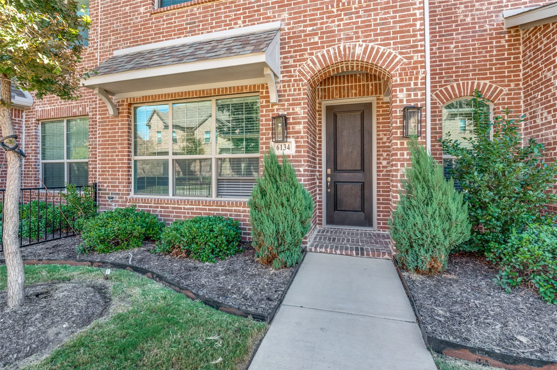 Townhouse For Rent in Collin County , 6134 Blythe Drive, Frisco, Texas 75035, 3 Bedroom, 3 Bathroom, 2 Garage spaces, 1,690 Sqft, built in 2021, mls#21420536, Real Estate Agent in Frisco, Homes For Rent in Collin county, Homes For Rent in Frisco, Realtor in Frisco Texas, Real Estate Brokerage Independent Realty Texas, Luminita Cordes Realtor