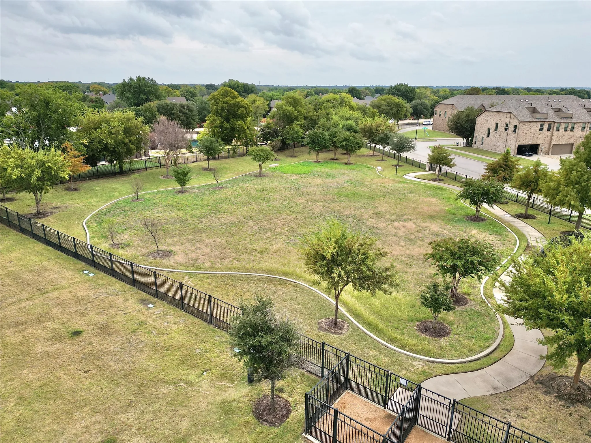 Townhouse For Rent in Collin County , 6134 Blythe Drive, Frisco, Texas 75035, 3 Bedroom, 3 Bathroom, 2 Garage spaces, 1,690 Sqft, built in 2021, mls#21420536, Real Estate Agent in Frisco, Homes For Rent in Collin county, Homes For Rent in Frisco, Realtor in Frisco Texas, Real Estate Brokerage Independent Realty Texas, Luminita Cordes Realtor
