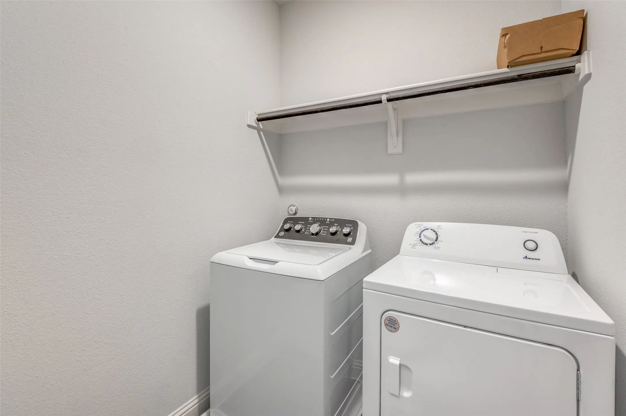 Townhouse For Rent in Collin County , 6134 Blythe Drive, Frisco, Texas 75035, 3 Bedroom, 3 Bathroom, 2 Garage spaces, 1,690 Sqft, built in 2021, mls#21420536, Real Estate Agent in Frisco, Homes For Rent in Collin county, Homes For Rent in Frisco, Realtor in Frisco Texas, Real Estate Brokerage Independent Realty Texas, Luminita Cordes Realtor