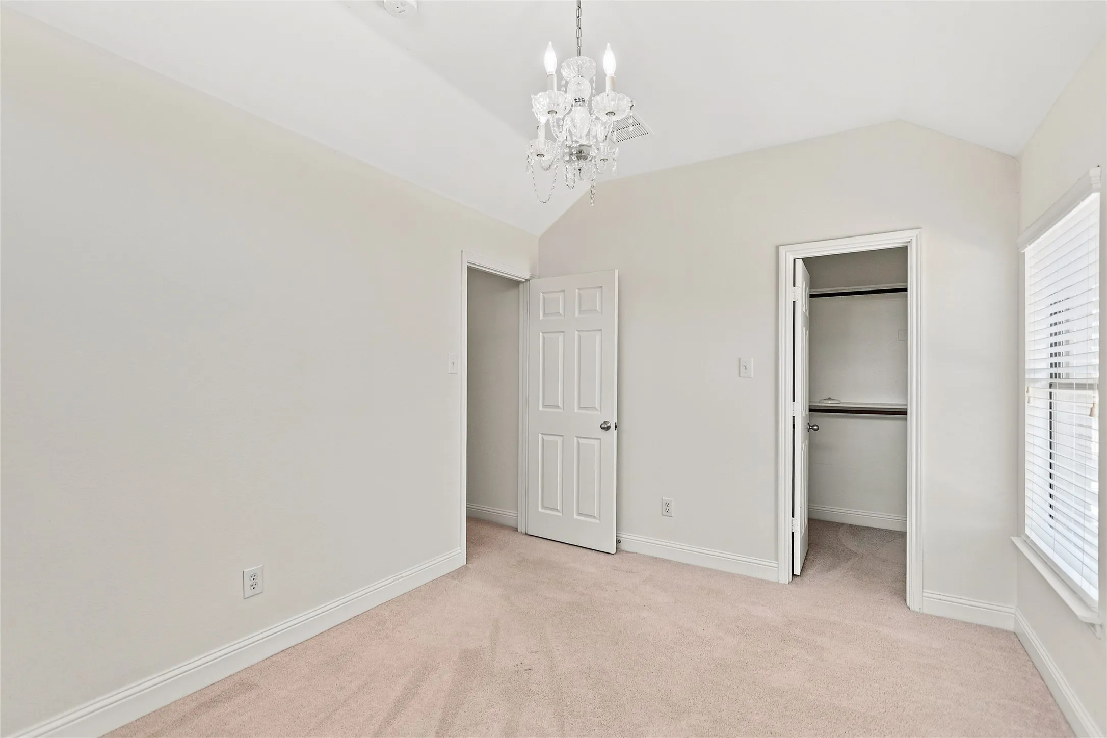 Single Family Residence For Rent in Rockwall County , 626 Louder Way, Fate, Texas 75087, 4 Bedroom, 3 Bathroom, 2 Garage spaces, 2,595 Sqft, built in 2008, mls#21419531, Real Estate Agent in Fate, Homes For Rent in Rockwall county, Homes For Rent in Fate, Realtor in Fate Texas, Real Estate Brokerage Independent Realty Texas, Luminita Cordes Realtor