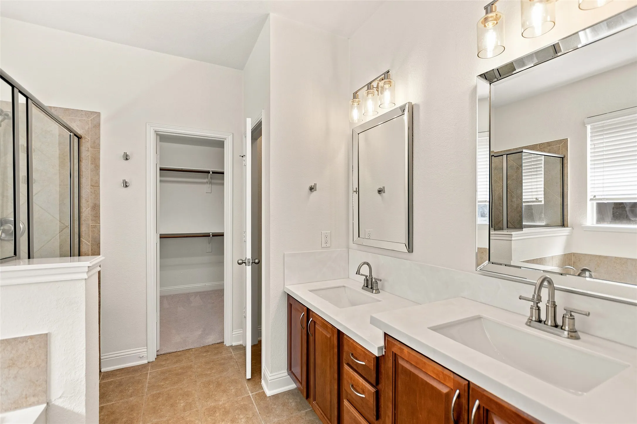 Single Family Residence For Rent in Rockwall County , 626 Louder Way, Fate, Texas 75087, 4 Bedroom, 3 Bathroom, 2 Garage spaces, 2,595 Sqft, built in 2008, mls#21419531, Real Estate Agent in Fate, Homes For Rent in Rockwall county, Homes For Rent in Fate, Realtor in Fate Texas, Real Estate Brokerage Independent Realty Texas, Luminita Cordes Realtor