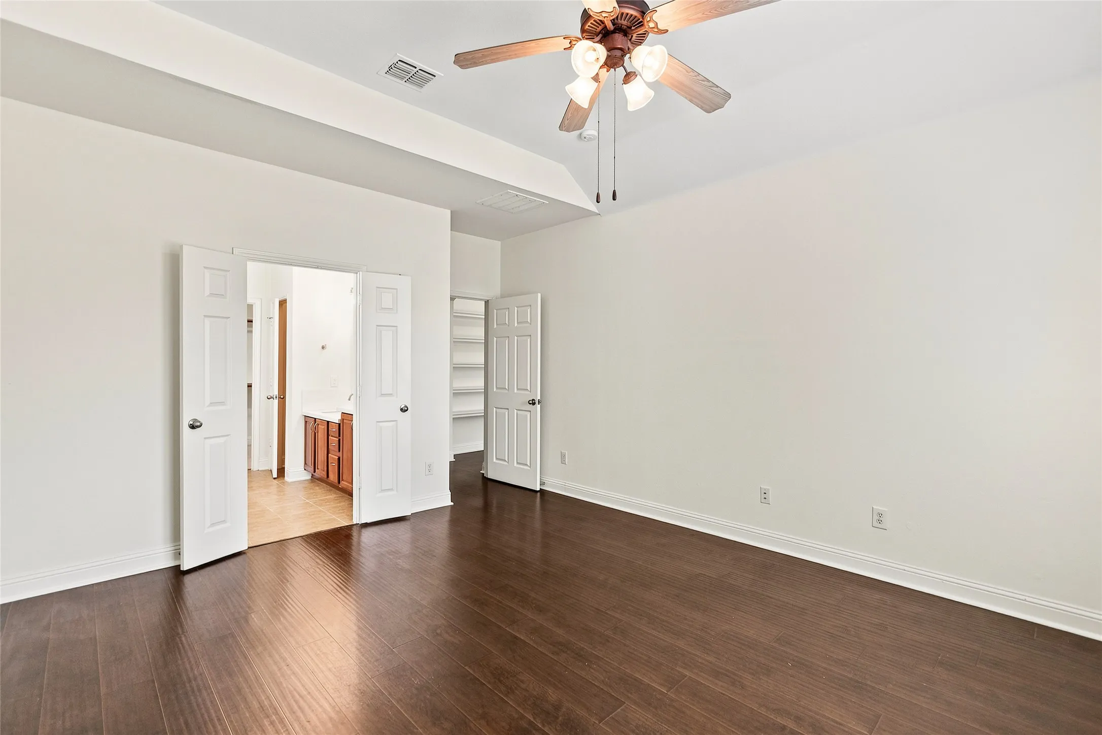 Single Family Residence For Rent in Rockwall County , 626 Louder Way, Fate, Texas 75087, 4 Bedroom, 3 Bathroom, 2 Garage spaces, 2,595 Sqft, built in 2008, mls#21419531, Real Estate Agent in Fate, Homes For Rent in Rockwall county, Homes For Rent in Fate, Realtor in Fate Texas, Real Estate Brokerage Independent Realty Texas, Luminita Cordes Realtor