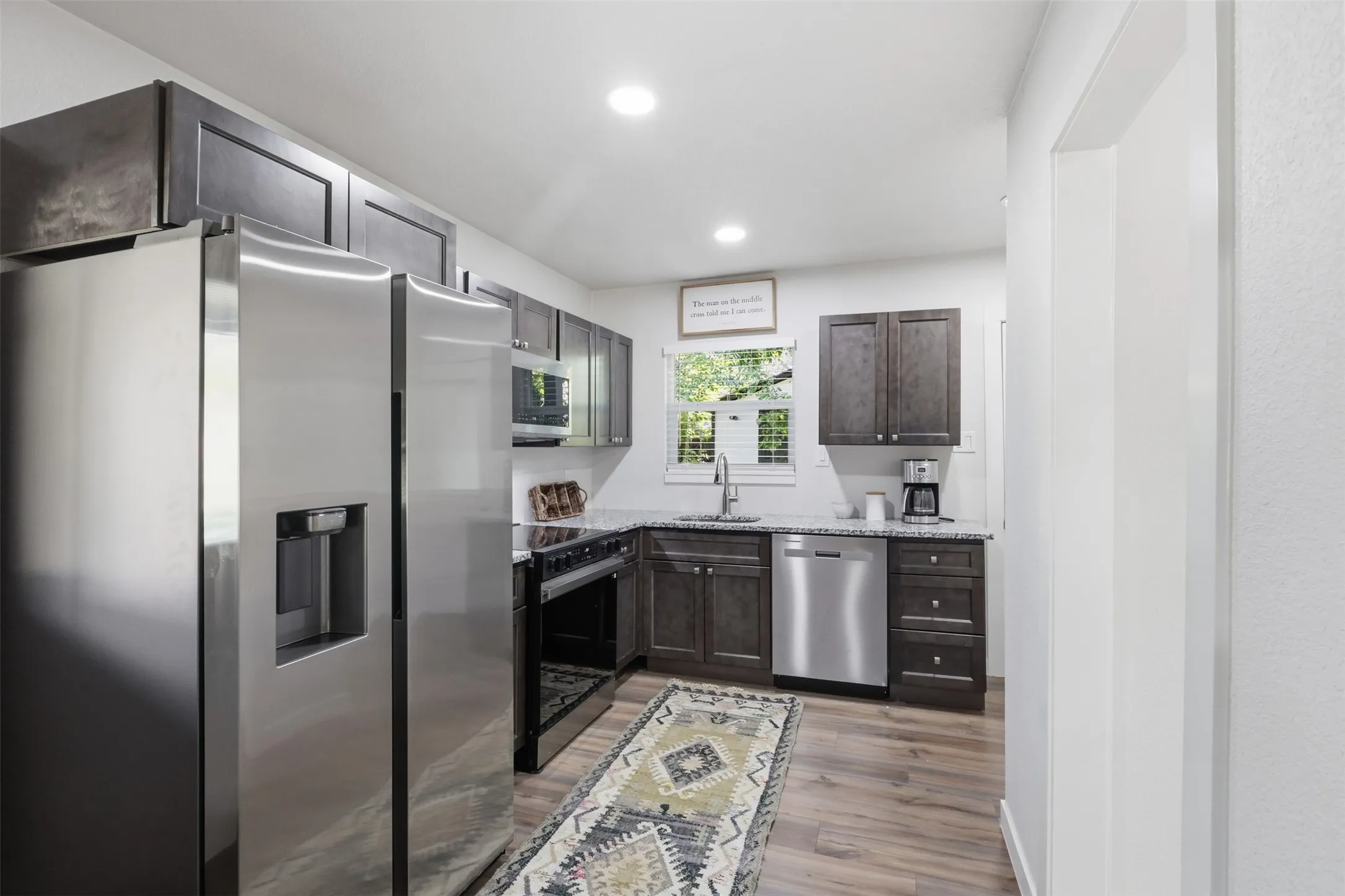 Single Family Residence For Sale in Tarrant County , 5885 Tracyne Drive, Westworth Village, Texas 76114, 3 Bedroom, 1 Bathroom, Garage spaces, 1,068 Sqft, built in 1954, mls#21420533, Real Estate Agent in Westworth Village, Homes For Sale in Tarrant county, Homes For Sale in Westworth Village, Realtor in Westworth Village Texas, Real Estate Brokerage Independent Realty Texas, Luminita Cordes Realtor