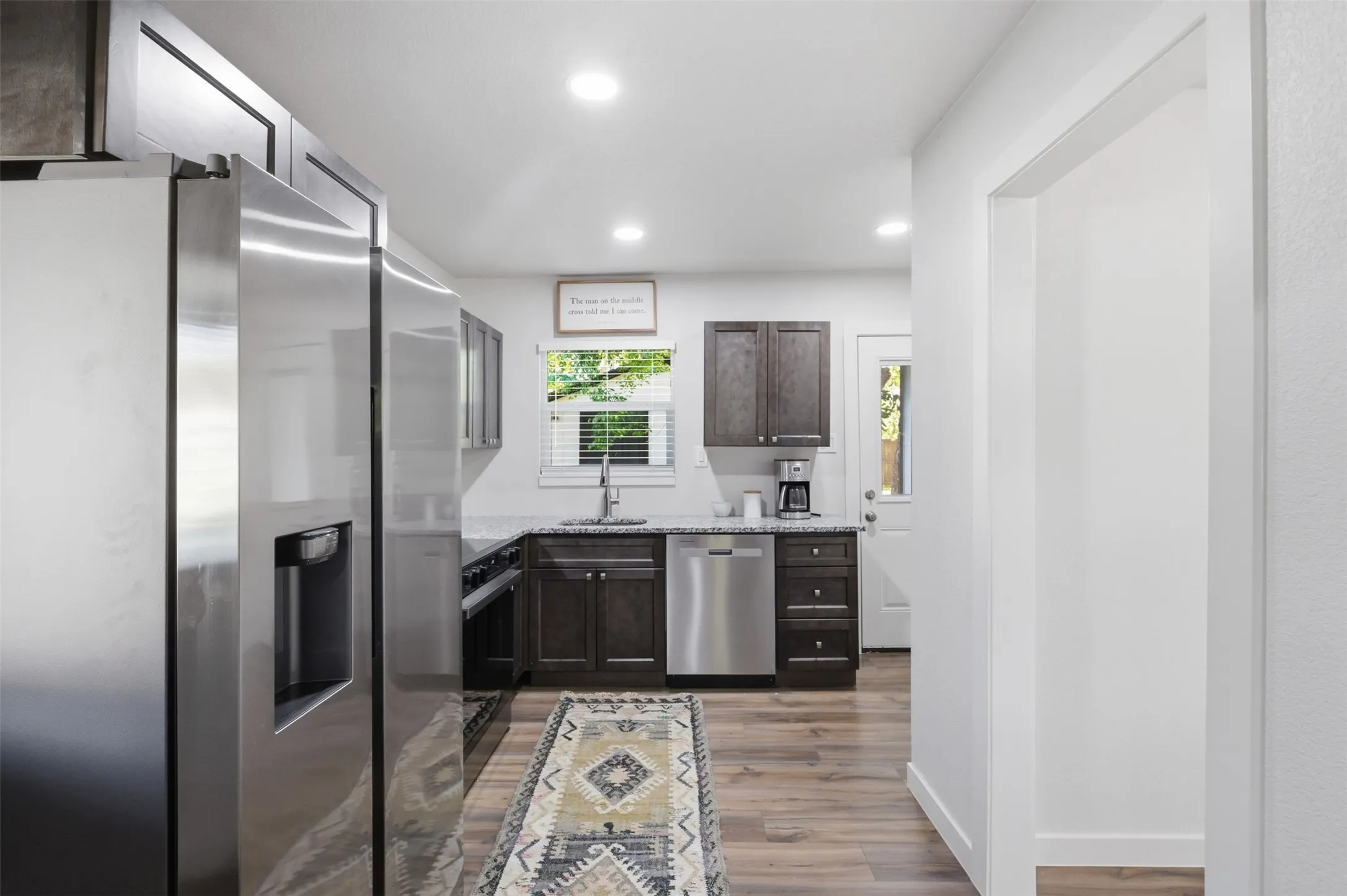 Single Family Residence For Sale in Tarrant County , 5885 Tracyne Drive, Westworth Village, Texas 76114, 3 Bedroom, 1 Bathroom, Garage spaces, 1,068 Sqft, built in 1954, mls#21420533, Real Estate Agent in Westworth Village, Homes For Sale in Tarrant county, Homes For Sale in Westworth Village, Realtor in Westworth Village Texas, Real Estate Brokerage Independent Realty Texas, Luminita Cordes Realtor