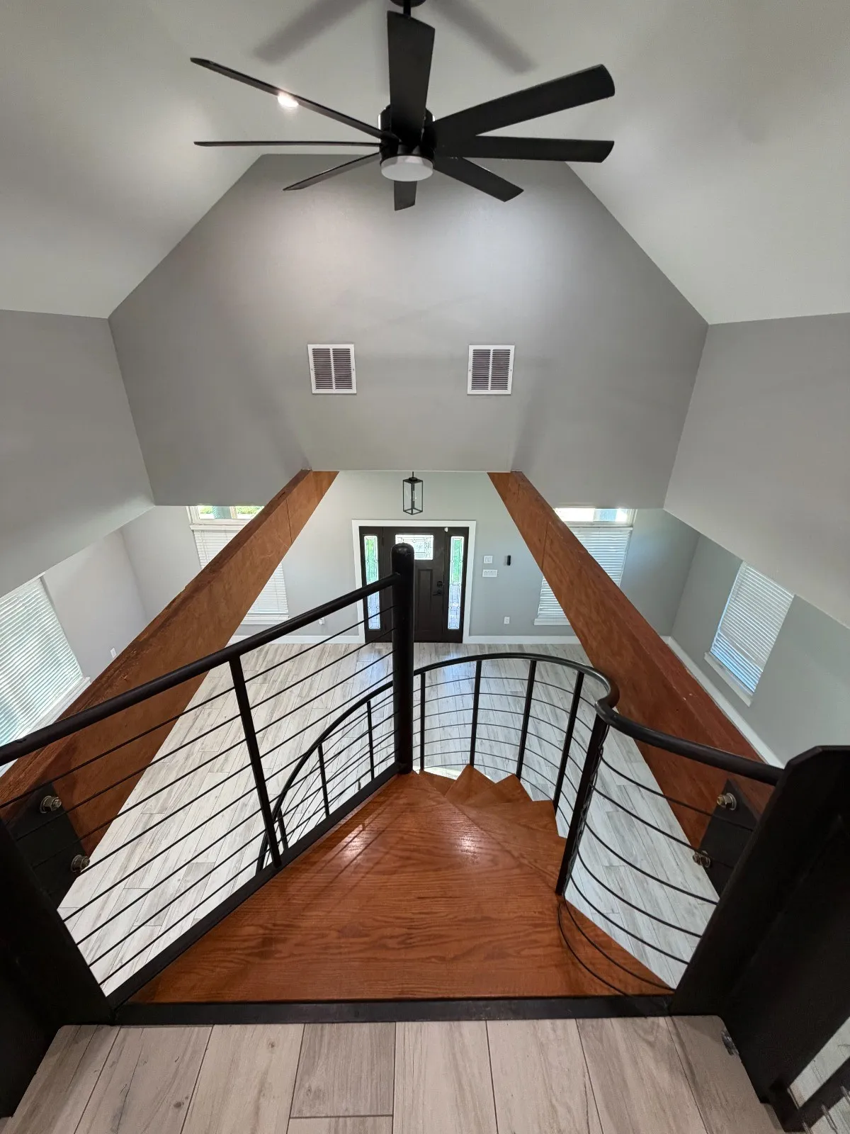 Single Family Residence For Sale in Dallas County , 4808 Terry Street, Dallas, Texas 75223, 4 Bedroom, 3 Bathroom, 3 Garage spaces, 2,174 Sqft, built in 2021, mls#21420637, Real Estate Agent in Dallas, Homes For Sale in Dallas county, Homes For Sale in Dallas, Realtor in Dallas Texas, Real Estate Brokerage Independent Realty Texas, Luminita Cordes Realtor