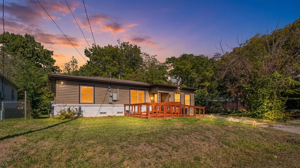 Single Family Residence For Sale