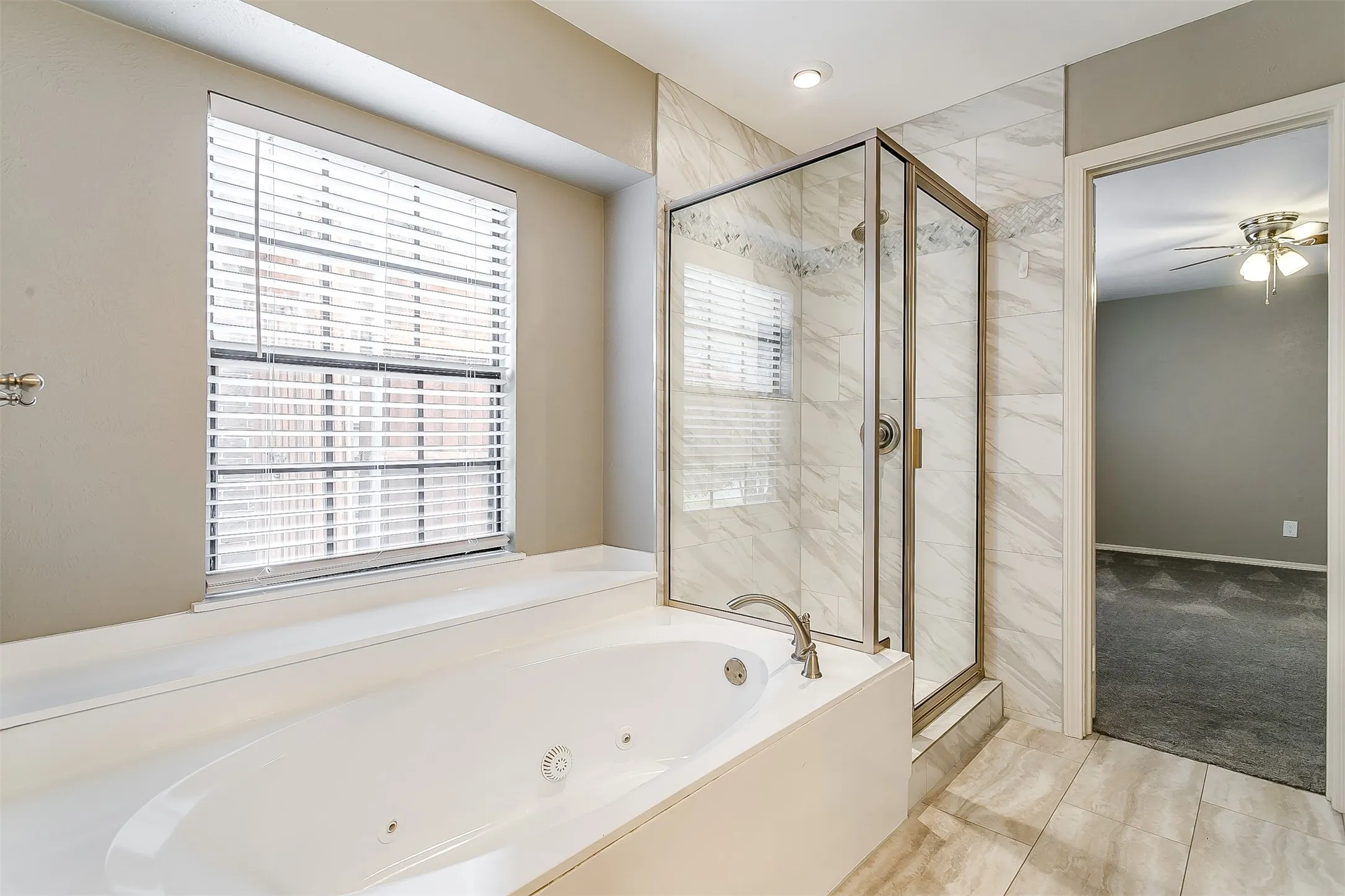 Single Family Residence For Rent in Collin County , 4429 Junction Drive, Plano, Texas 75093, 3 Bedroom, 2 Bathroom, 2 Garage spaces, 1,486 Sqft, built in 1983, mls#21418318, Real Estate Agent in Plano, Homes For Rent in Collin county, Homes For Rent in Plano, Realtor in Plano Texas, Real Estate Brokerage Independent Realty Texas, Luminita Cordes Realtor