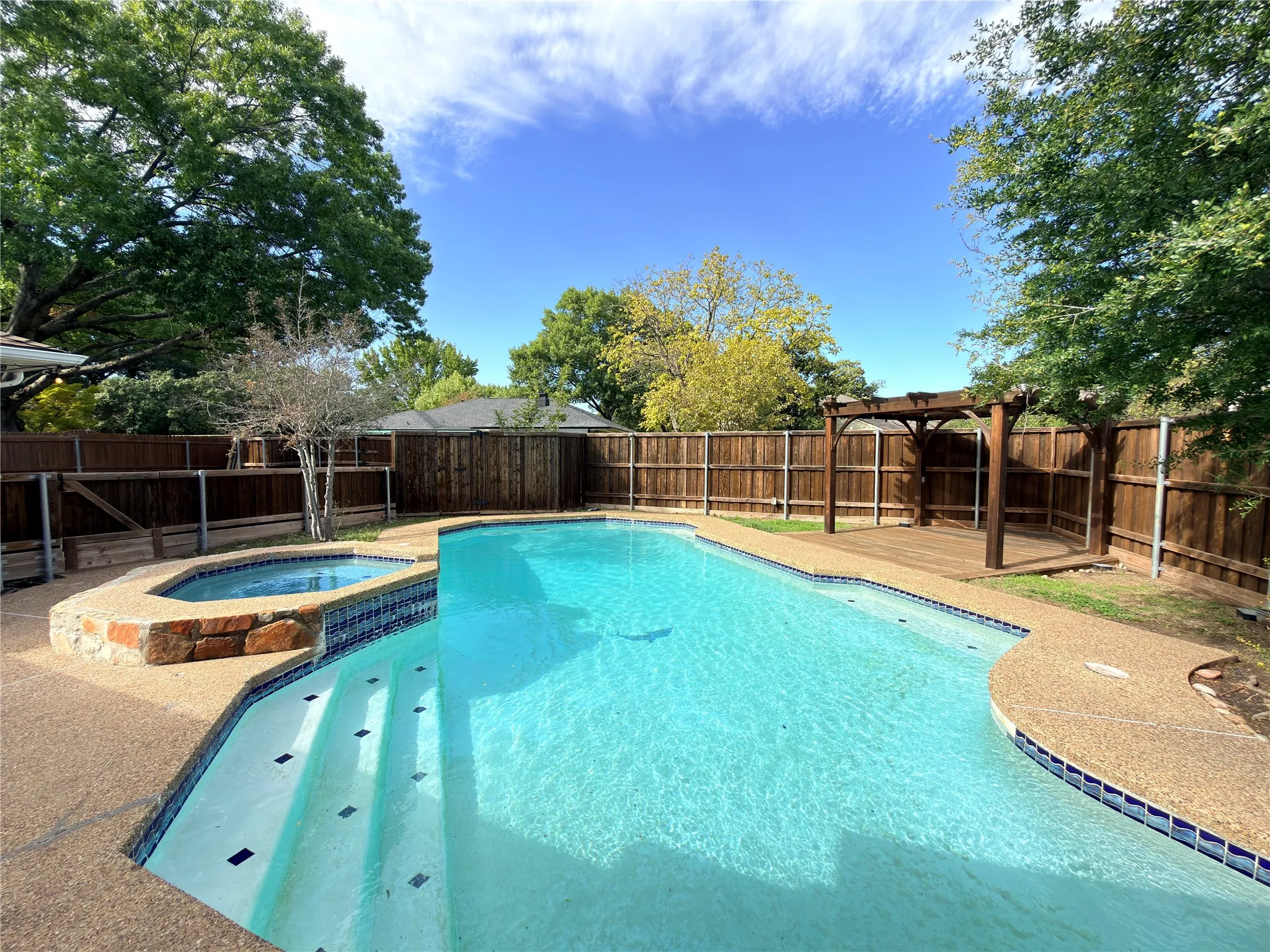 Single Family Residence For Rent in Collin County , 4109 Twilight Trail, Plano, Texas 75093, 4 Bedroom, 3 Bathroom, 2 Garage spaces, 2,013 Sqft, built in 1979, mls#21420650, Real Estate Agent in Plano, Homes For Rent in Collin county, Homes For Rent in Plano, Realtor in Plano Texas, Real Estate Brokerage Independent Realty Texas, Luminita Cordes Realtor
