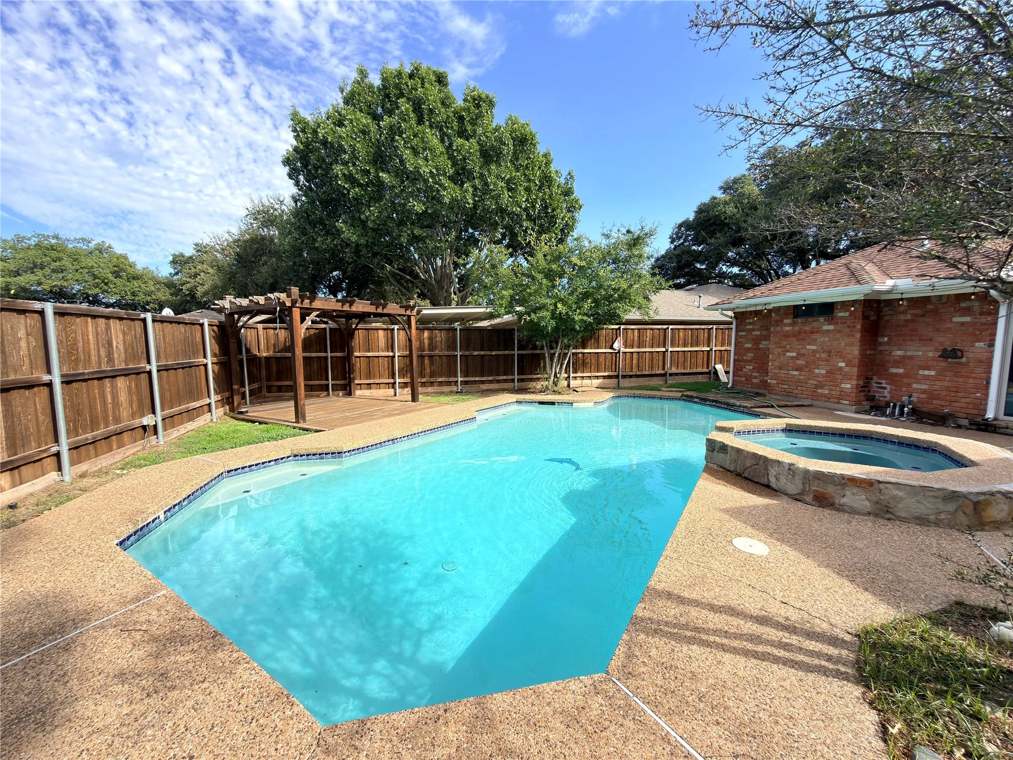Single Family Residence For Rent in Collin County , 4109 Twilight Trail, Plano, Texas 75093, 4 Bedroom, 3 Bathroom, 2 Garage spaces, 2,013 Sqft, built in 1979, mls#21420650, Real Estate Agent in Plano, Homes For Rent in Collin county, Homes For Rent in Plano, Realtor in Plano Texas, Real Estate Brokerage Independent Realty Texas, Luminita Cordes Realtor
