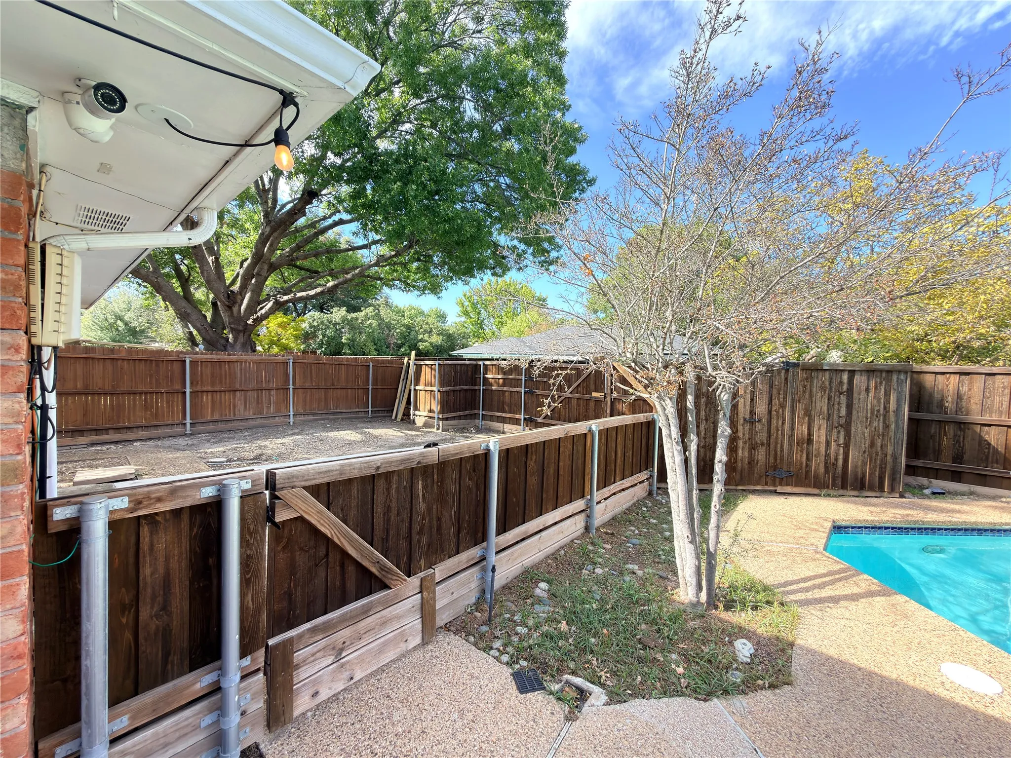 Single Family Residence For Rent in Collin County , 4109 Twilight Trail, Plano, Texas 75093, 4 Bedroom, 3 Bathroom, 2 Garage spaces, 2,013 Sqft, built in 1979, mls#21420650, Real Estate Agent in Plano, Homes For Rent in Collin county, Homes For Rent in Plano, Realtor in Plano Texas, Real Estate Brokerage Independent Realty Texas, Luminita Cordes Realtor