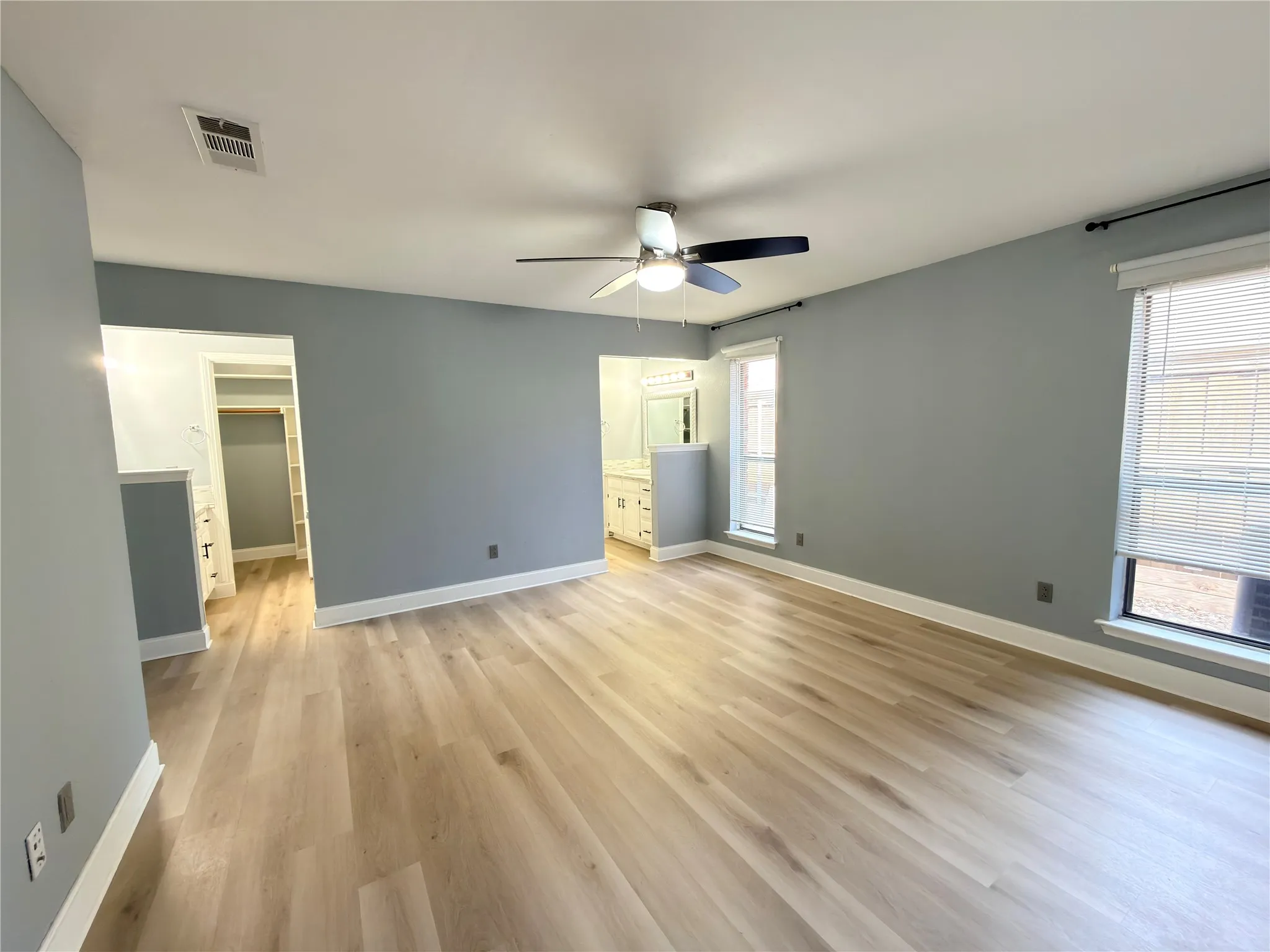 Single Family Residence For Rent in Collin County , 4109 Twilight Trail, Plano, Texas 75093, 4 Bedroom, 3 Bathroom, 2 Garage spaces, 2,013 Sqft, built in 1979, mls#21420650, Real Estate Agent in Plano, Homes For Rent in Collin county, Homes For Rent in Plano, Realtor in Plano Texas, Real Estate Brokerage Independent Realty Texas, Luminita Cordes Realtor
