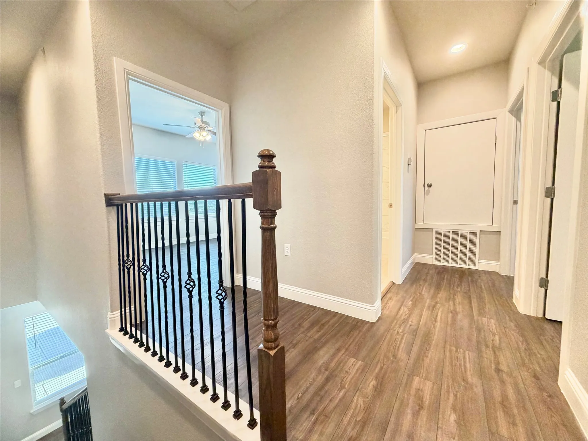 Townhouse For Rent in Denton County , 1601 Riney Road, Denton, Texas 76207, 3 Bedroom, 3 Bathroom, Garage spaces, 17,210 Sqft, built in 2019, mls#21416120, Real Estate Agent in Denton, Homes For Rent in Denton county, Homes For Rent in Denton, Realtor in Denton Texas, Real Estate Brokerage Independent Realty Texas, Luminita Cordes Realtor