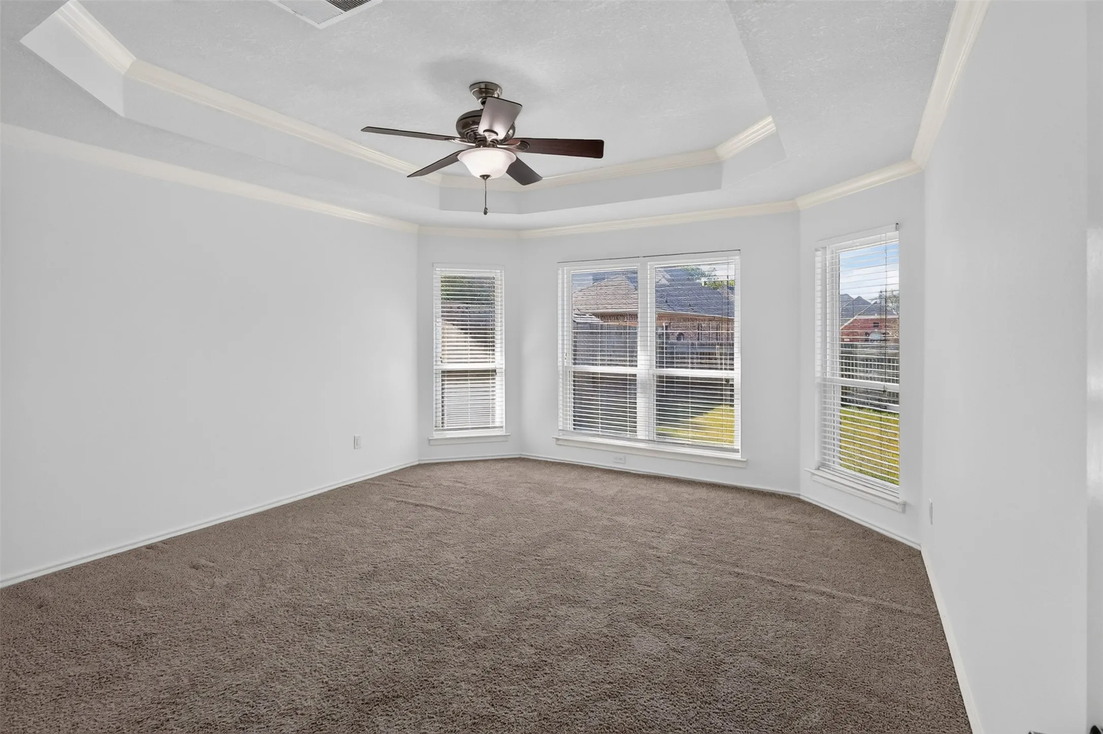 Single Family Residence For Rent in Tarrant County , 3608 Parkmead Drive, Arlington, Texas 76014, 3 Bedroom, 2 Bathroom, 2 Garage spaces, 1,652 Sqft, built in 1991, mls#21420657, Real Estate Agent in Arlington, Homes For Rent in Tarrant county, Homes For Rent in Arlington, Realtor in Arlington Texas, Real Estate Brokerage Independent Realty Texas, Luminita Cordes Realtor