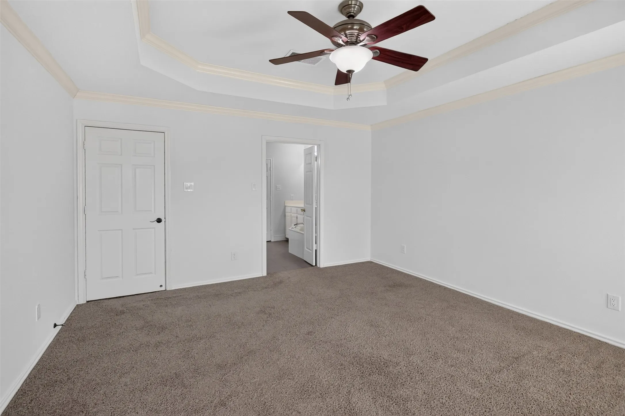 Single Family Residence For Rent in Tarrant County , 3608 Parkmead Drive, Arlington, Texas 76014, 3 Bedroom, 2 Bathroom, 2 Garage spaces, 1,652 Sqft, built in 1991, mls#21420657, Real Estate Agent in Arlington, Homes For Rent in Tarrant county, Homes For Rent in Arlington, Realtor in Arlington Texas, Real Estate Brokerage Independent Realty Texas, Luminita Cordes Realtor