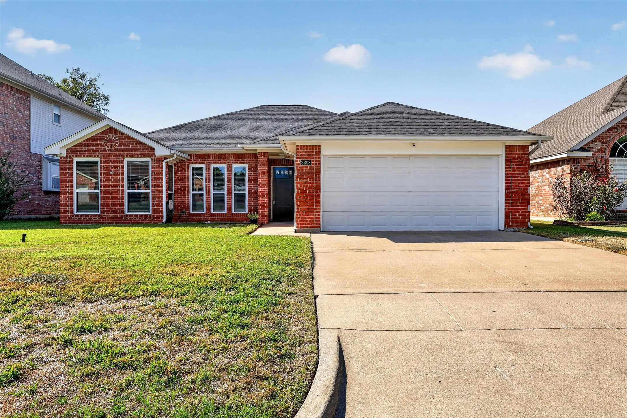 Single Family Residence For Rent