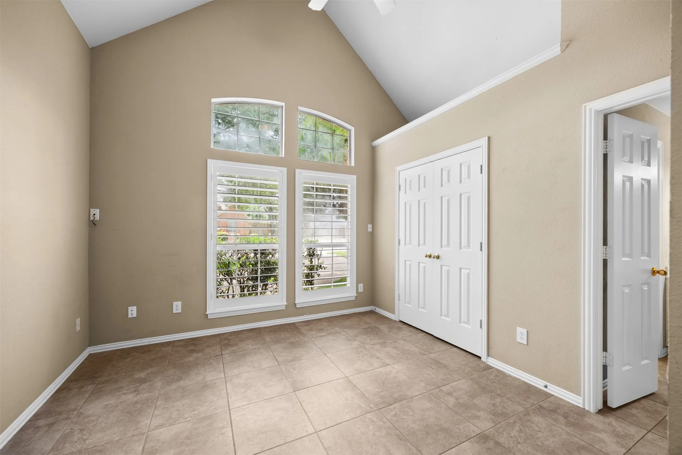 Single Family Residence For Rent in Collin County , 5857 Stone Meadow Drive, Plano, Texas 75093, 4 Bedroom, 3 Bathroom, 2 Garage spaces, 2,587 Sqft, built in 1994, mls#21420683, Real Estate Agent in Plano, Homes For Rent in Collin county, Homes For Rent in Plano, Realtor in Plano Texas, Real Estate Brokerage Independent Realty Texas, Luminita Cordes Realtor