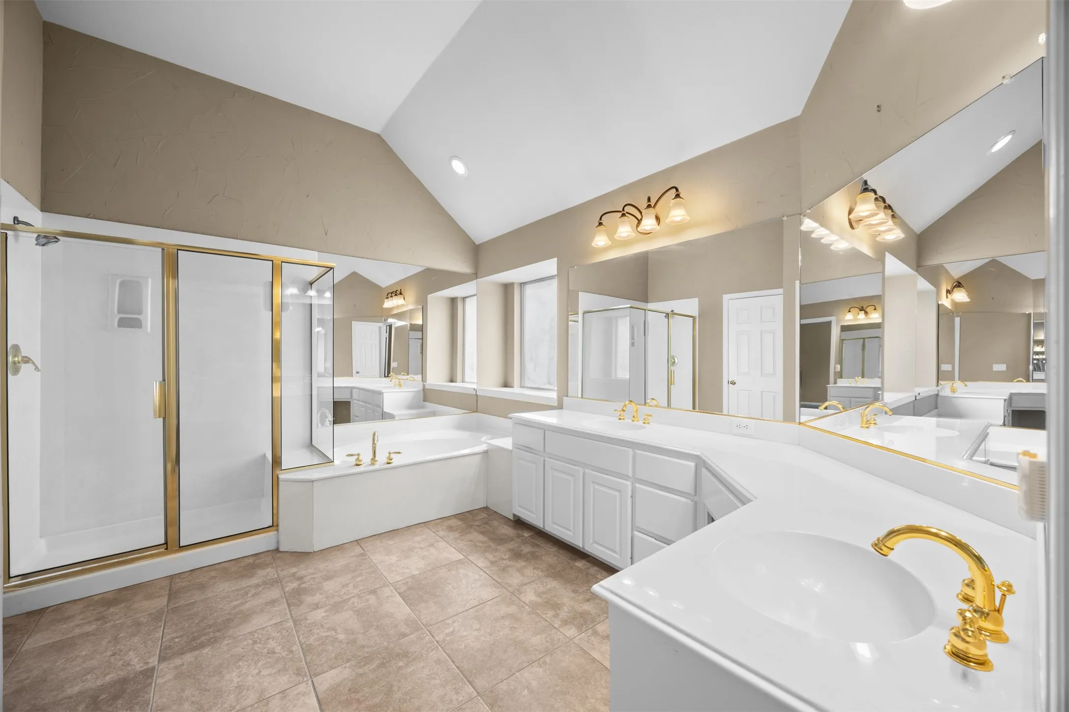 Single Family Residence For Rent in Collin County , 5857 Stone Meadow Drive, Plano, Texas 75093, 4 Bedroom, 3 Bathroom, 2 Garage spaces, 2,587 Sqft, built in 1994, mls#21420683, Real Estate Agent in Plano, Homes For Rent in Collin county, Homes For Rent in Plano, Realtor in Plano Texas, Real Estate Brokerage Independent Realty Texas, Luminita Cordes Realtor