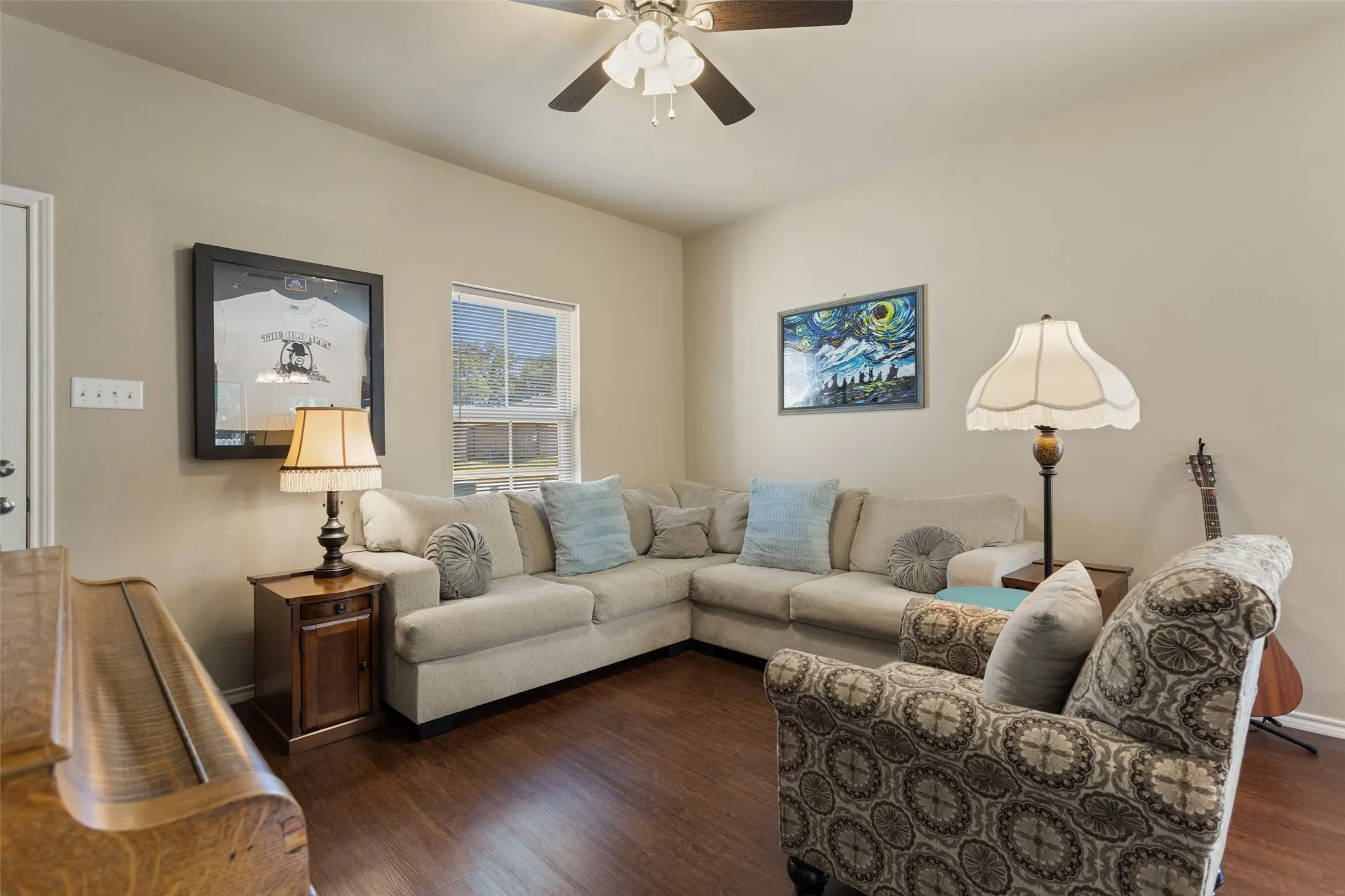 Single Family Residence For Sale in Smith County , 17367 Stacy Street, Lindale, Texas 75771, 3 Bedroom, 2 Bathroom, 2 Garage spaces, 1,047 Sqft, built in 2019, mls#21420676, Real Estate Agent in Lindale, Homes For Sale in Smith county, Homes For Sale in Lindale, Realtor in Lindale Texas, Real Estate Brokerage Independent Realty Texas, Luminita Cordes Realtor