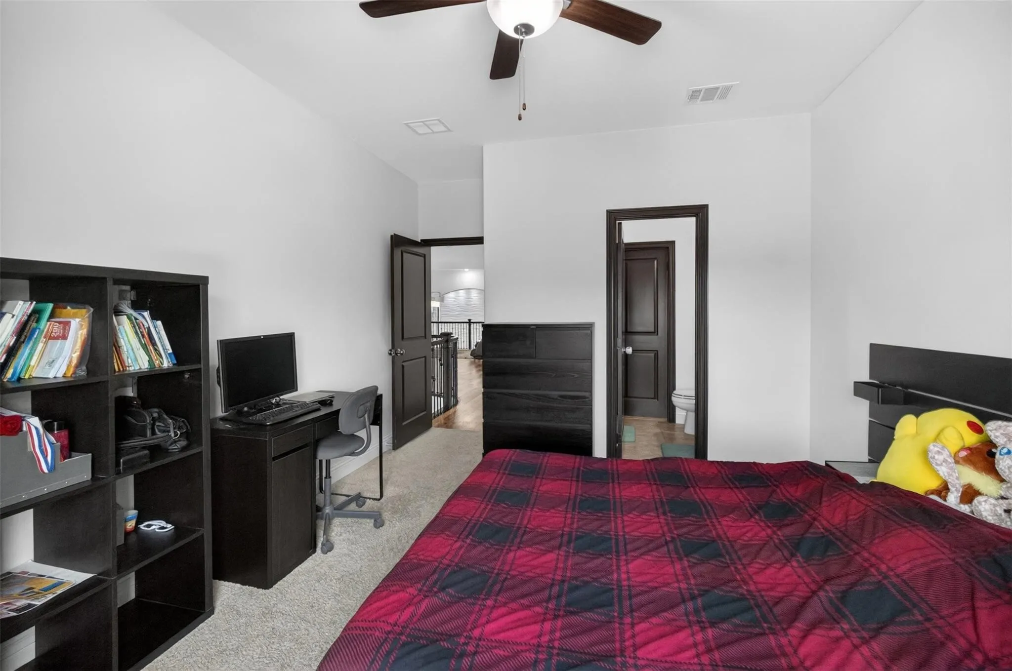 Single Family Residence For Sale in Collin County , 13776 Cardigan Lane, Frisco, Texas 75035, 4 Bedroom, 5 Bathroom, 3 Garage spaces, 4,152 Sqft, built in 2019, mls#21415466, Real Estate Agent in Frisco, Homes For Sale in Collin county, Homes For Sale in Frisco, Realtor in Frisco Texas, Real Estate Brokerage Independent Realty Texas, Luminita Cordes Realtor