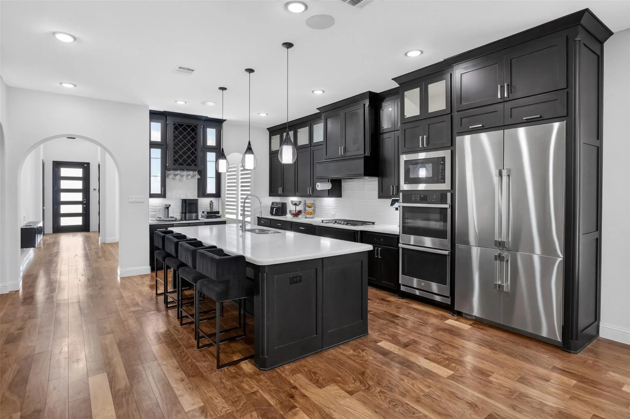Single Family Residence For Sale in Collin County , 13776 Cardigan Lane, Frisco, Texas 75035, 4 Bedroom, 5 Bathroom, 3 Garage spaces, 4,152 Sqft, built in 2019, mls#21415466, Real Estate Agent in Frisco, Homes For Sale in Collin county, Homes For Sale in Frisco, Realtor in Frisco Texas, Real Estate Brokerage Independent Realty Texas, Luminita Cordes Realtor