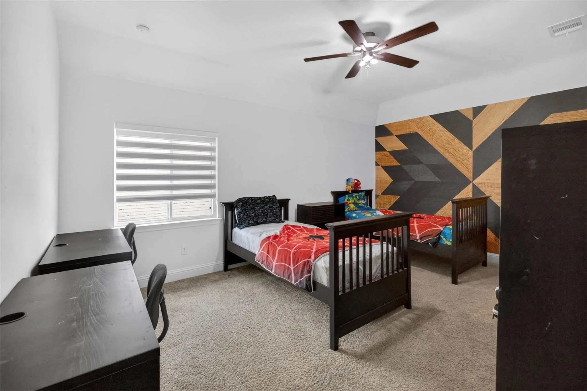 Single Family Residence For Sale in Collin County , 13776 Cardigan Lane, Frisco, Texas 75035, 4 Bedroom, 5 Bathroom, 3 Garage spaces, 4,152 Sqft, built in 2019, mls#21415466, Real Estate Agent in Frisco, Homes For Sale in Collin county, Homes For Sale in Frisco, Realtor in Frisco Texas, Real Estate Brokerage Independent Realty Texas, Luminita Cordes Realtor