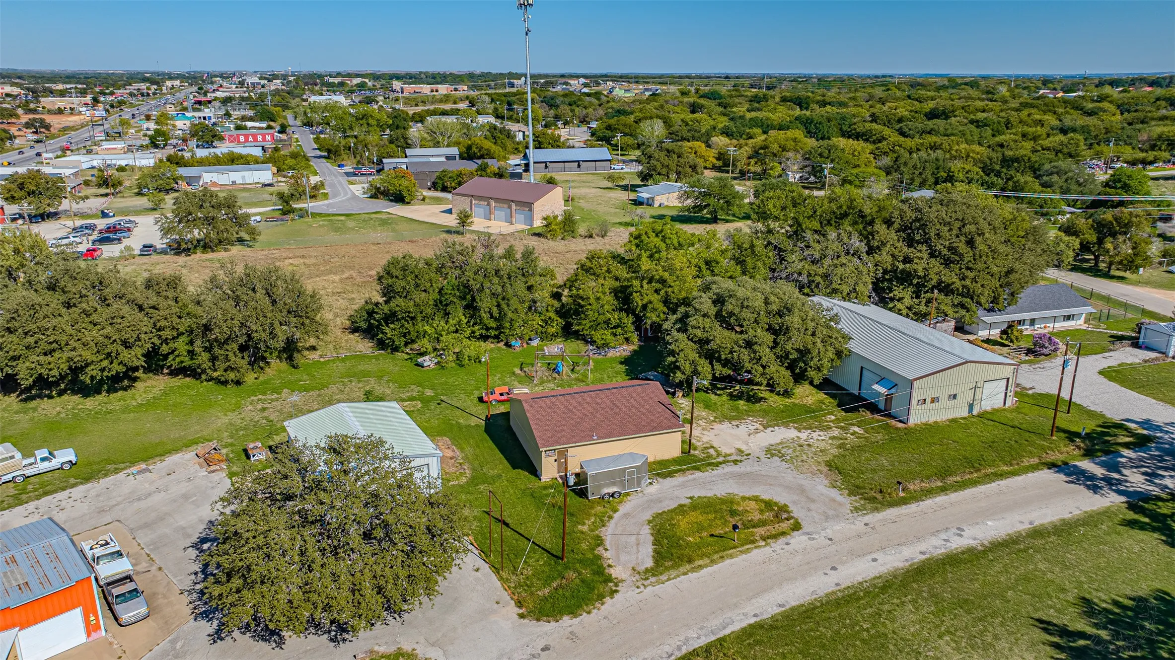 Warehouse For Sale in Hood County , 201 Granbury Court, Granbury, Texas 76049, 0, 0, Garage spaces, 0 Sqft, built in 1977, mls#21420633, Real Estate Agent in Granbury, Homes For Sale in Hood county, Homes For Sale in Granbury, Realtor in Granbury Texas, Real Estate Brokerage Independent Realty Texas, Luminita Cordes Realtor