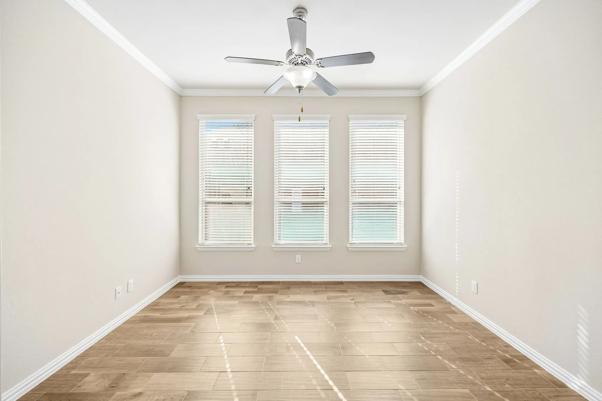 Single Family Residence For Sale in Collin County , 4312 Salado Creek Way, Celina, Texas 75078, 4 Bedroom, 3 Bathroom, 2 Garage spaces, 2,572 Sqft, built in 2017, mls#21404450, Real Estate Agent in Celina, Homes For Sale in Collin county, Homes For Sale in Celina, Realtor in Celina Texas, Real Estate Brokerage Independent Realty Texas, Luminita Cordes Realtor