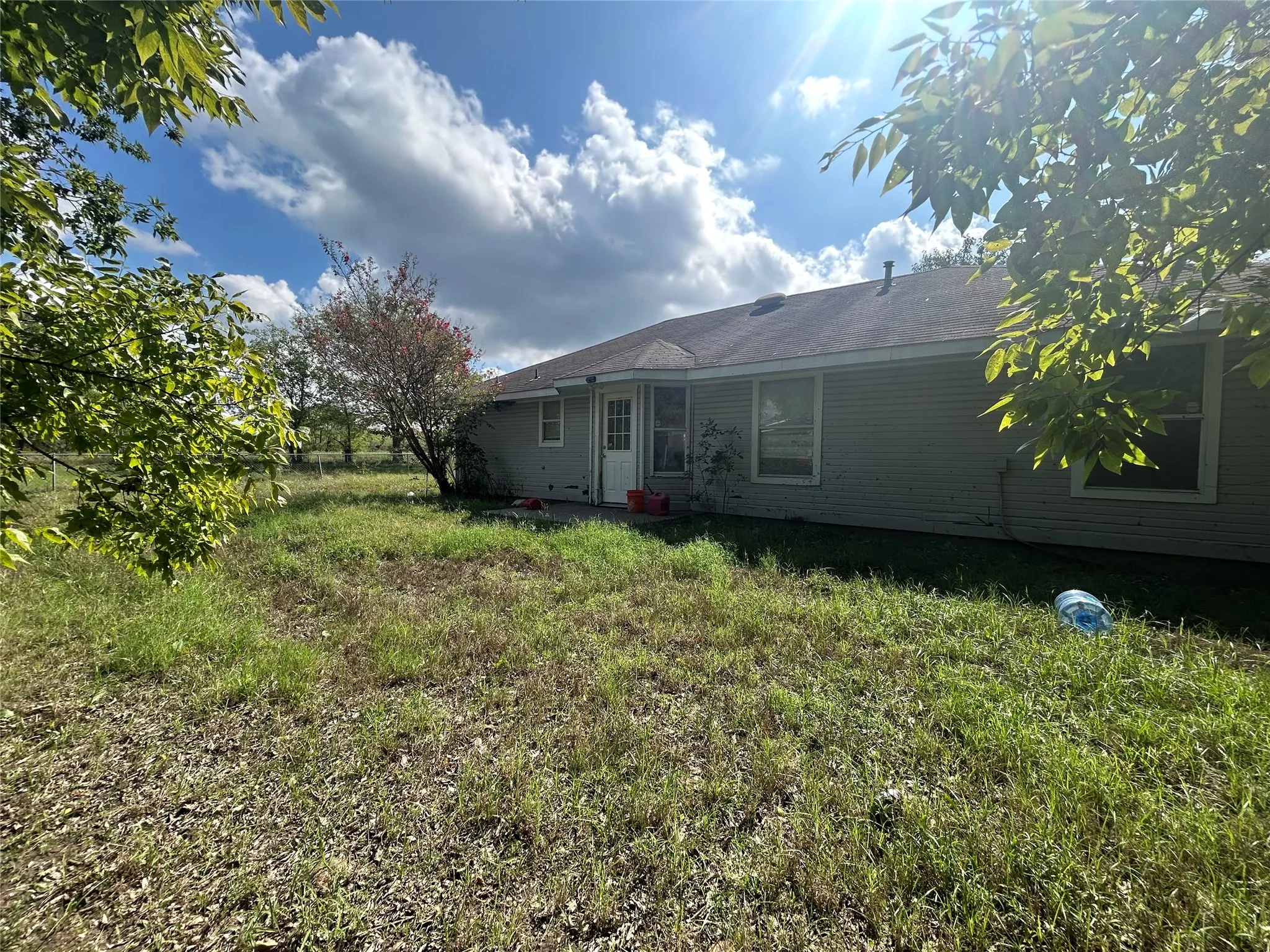 Single Family Residence For Sale in Hunt County , 2502 Paul Street, Greenville, Texas 75402, 3 Bedroom, 2 Bathroom, Garage spaces, 1,406 Sqft, built in 1989, mls#21420744, Real Estate Agent in Greenville, Homes For Sale in Hunt county, Homes For Sale in Greenville, Realtor in Greenville Texas, Real Estate Brokerage Independent Realty Texas, Luminita Cordes Realtor