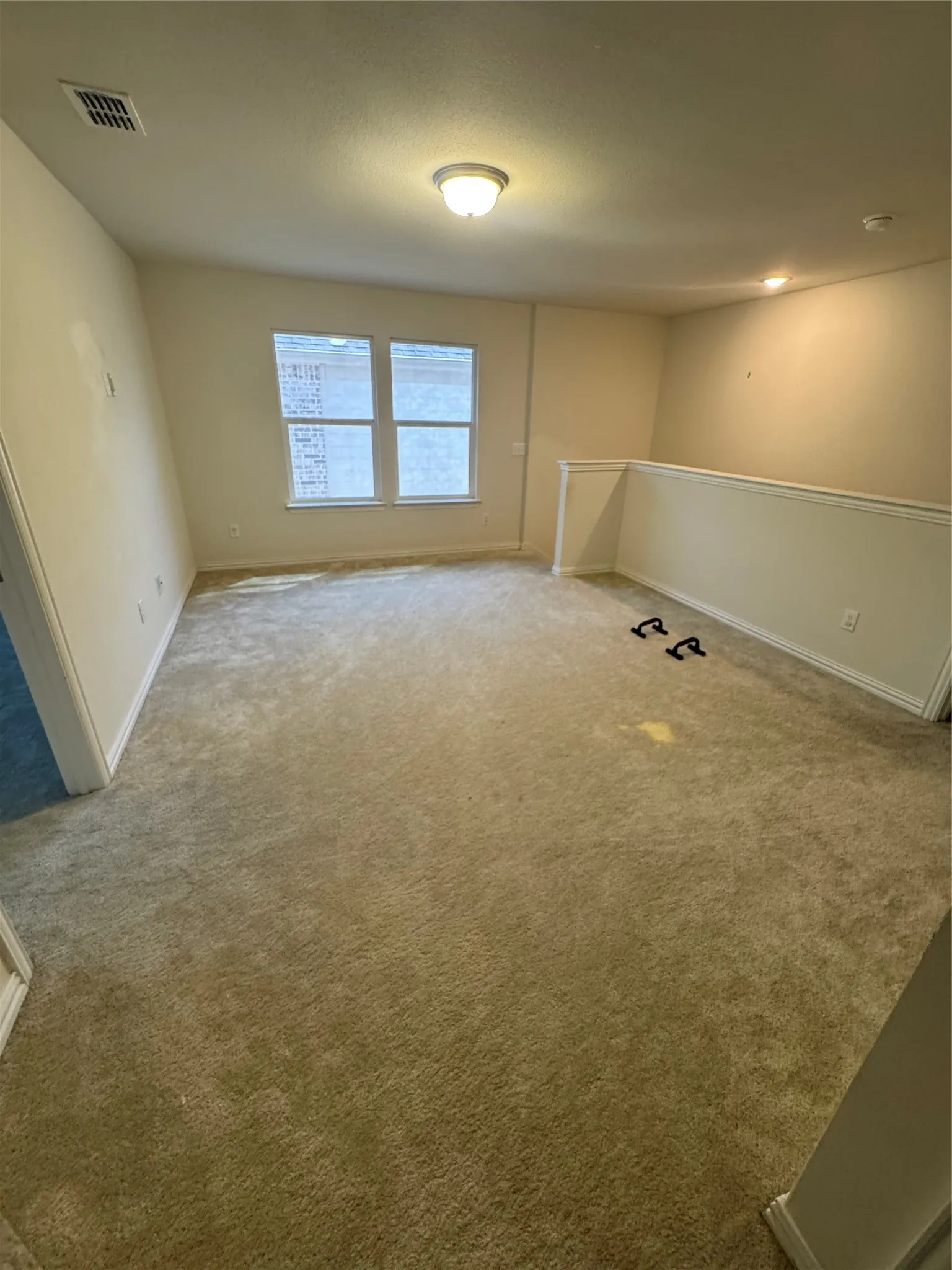 Second floor open den​​‌​​​​‌​​‌‌​‌‌​​​‌‌​‌​‌​‌​​​‌​​ area.