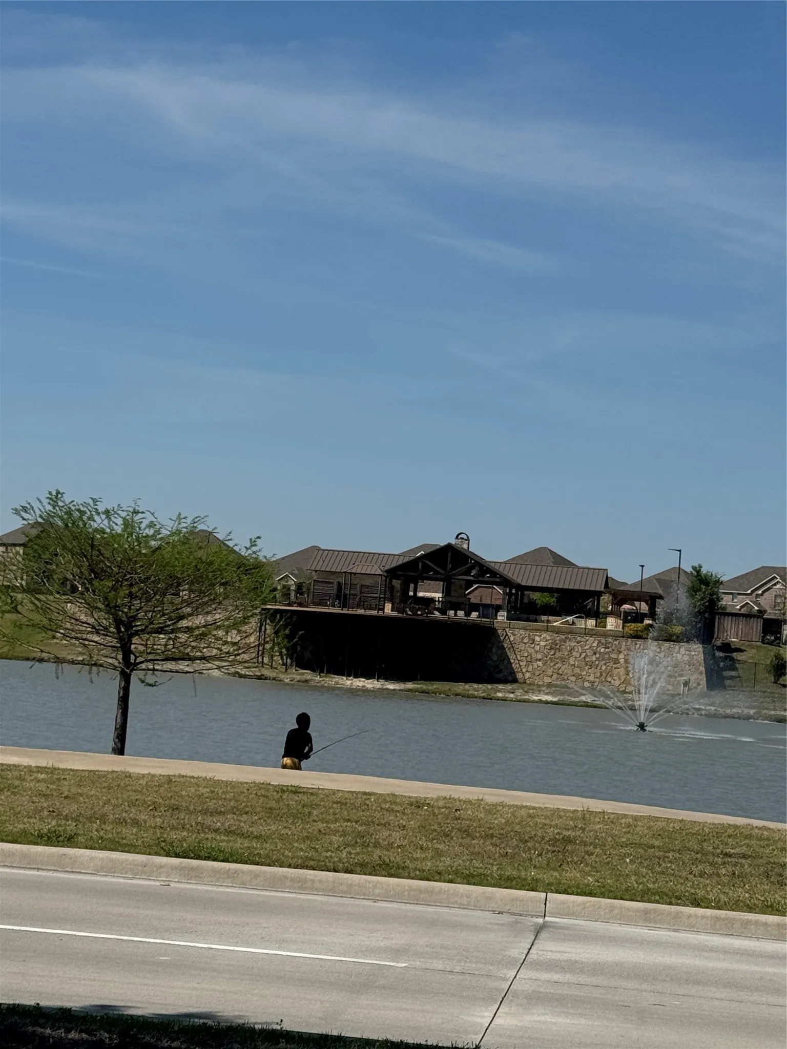 Multiple fishing areas and green spaces throughout community.