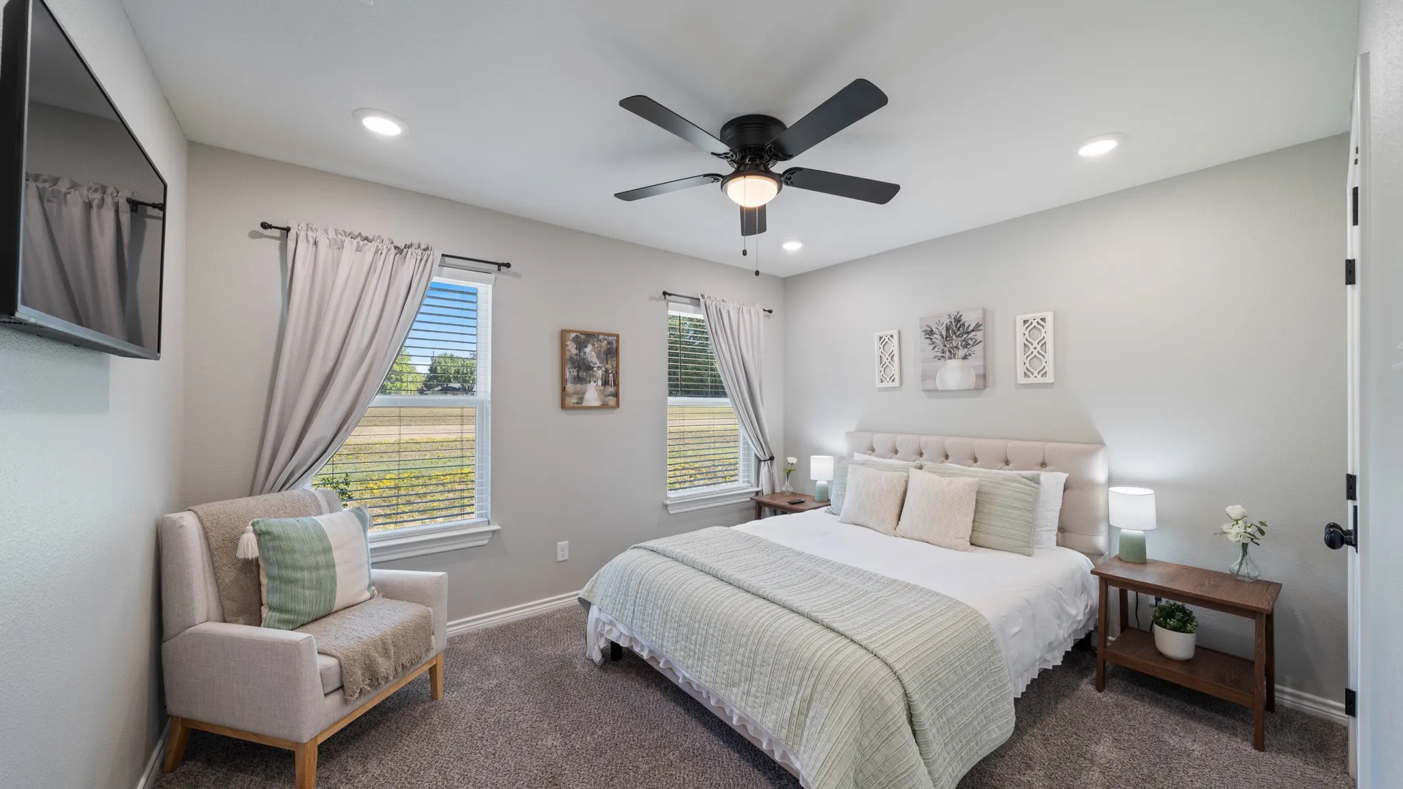 Single Family Residence For Sale in Henderson County , 128 Crestwood Drive, Mabank, Texas 75156, 3 Bedroom, 2 Bathroom, Garage spaces, 1,260 Sqft, built in 2022, mls#21413948, Real Estate Agent in Mabank, Homes For Sale in Henderson county, Homes For Sale in Mabank, Realtor in Mabank Texas, Real Estate Brokerage Independent Realty Texas, Luminita Cordes Realtor