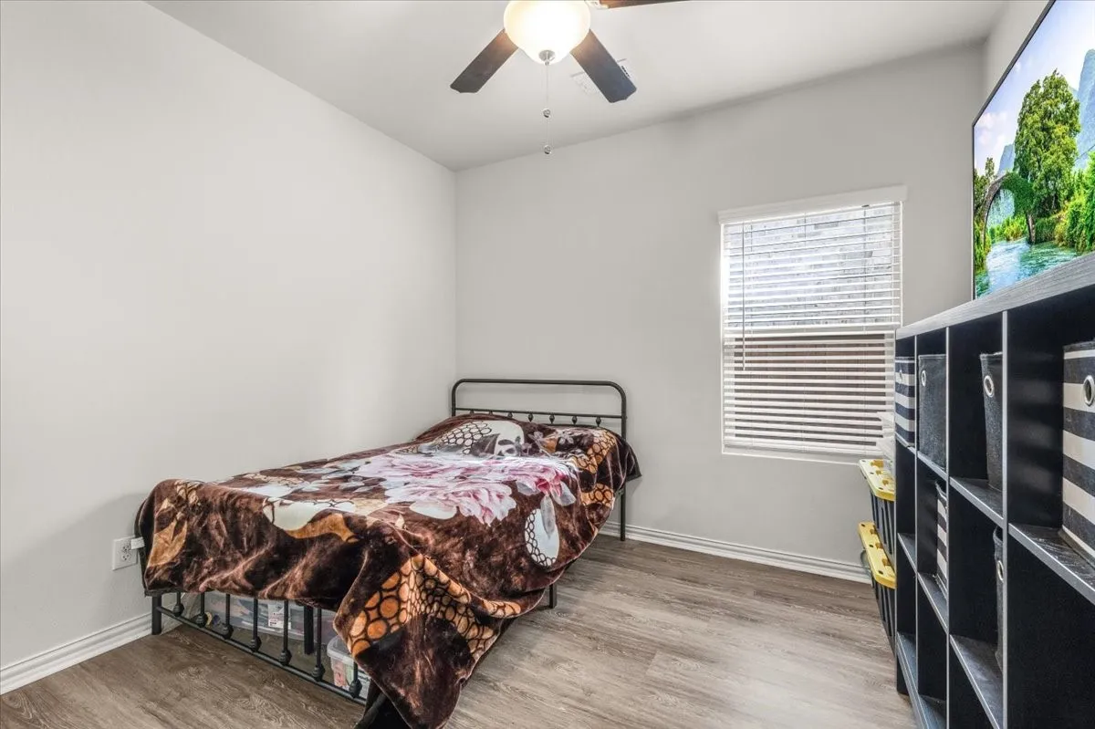 Single Family Residence For Sale in Tarrant County , 10604 Copeland Lane, Fort Worth, Texas 76126, 3 Bedroom, 2 Bathroom, 2 Garage spaces, 1,677 Sqft, built in 2022, mls#21417817, Real Estate Agent in Fort Worth, Homes For Sale in Tarrant county, Homes For Sale in Fort Worth, Realtor in Fort Worth Texas, Real Estate Brokerage Independent Realty Texas, Luminita Cordes Realtor