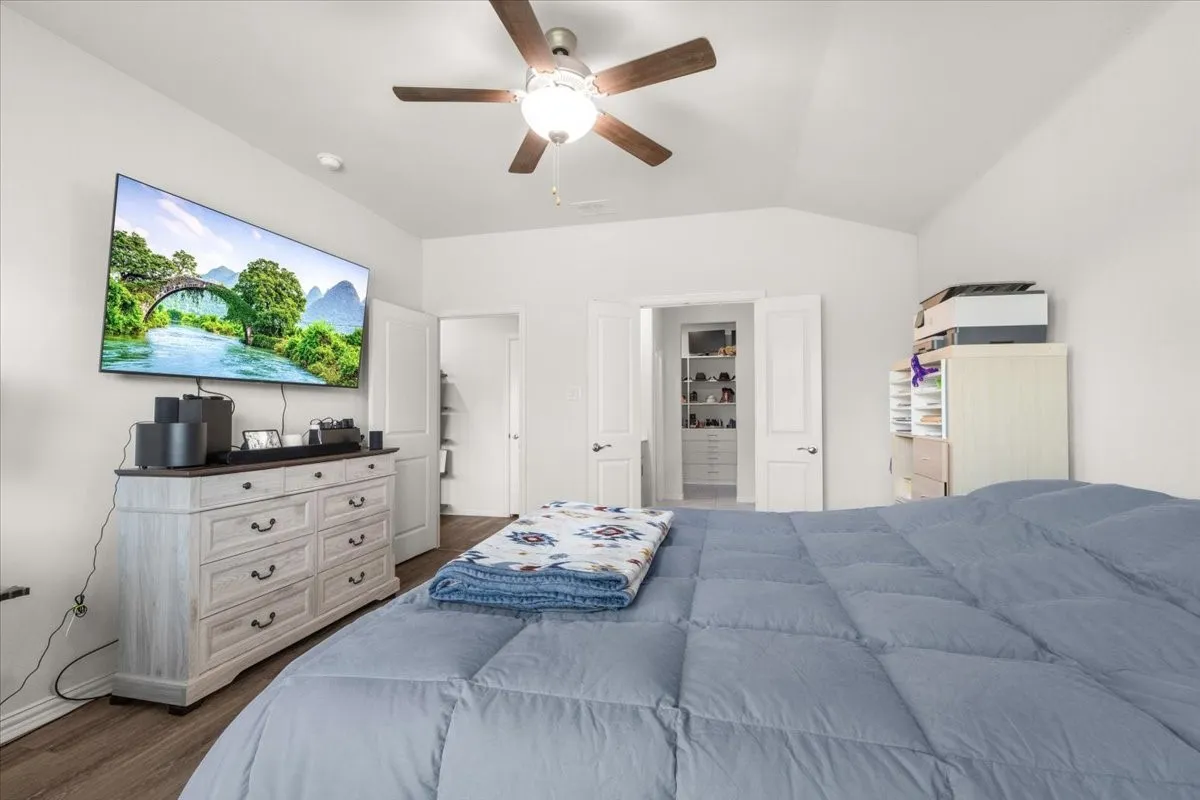 Single Family Residence For Sale in Tarrant County , 10604 Copeland Lane, Fort Worth, Texas 76126, 3 Bedroom, 2 Bathroom, 2 Garage spaces, 1,677 Sqft, built in 2022, mls#21417817, Real Estate Agent in Fort Worth, Homes For Sale in Tarrant county, Homes For Sale in Fort Worth, Realtor in Fort Worth Texas, Real Estate Brokerage Independent Realty Texas, Luminita Cordes Realtor