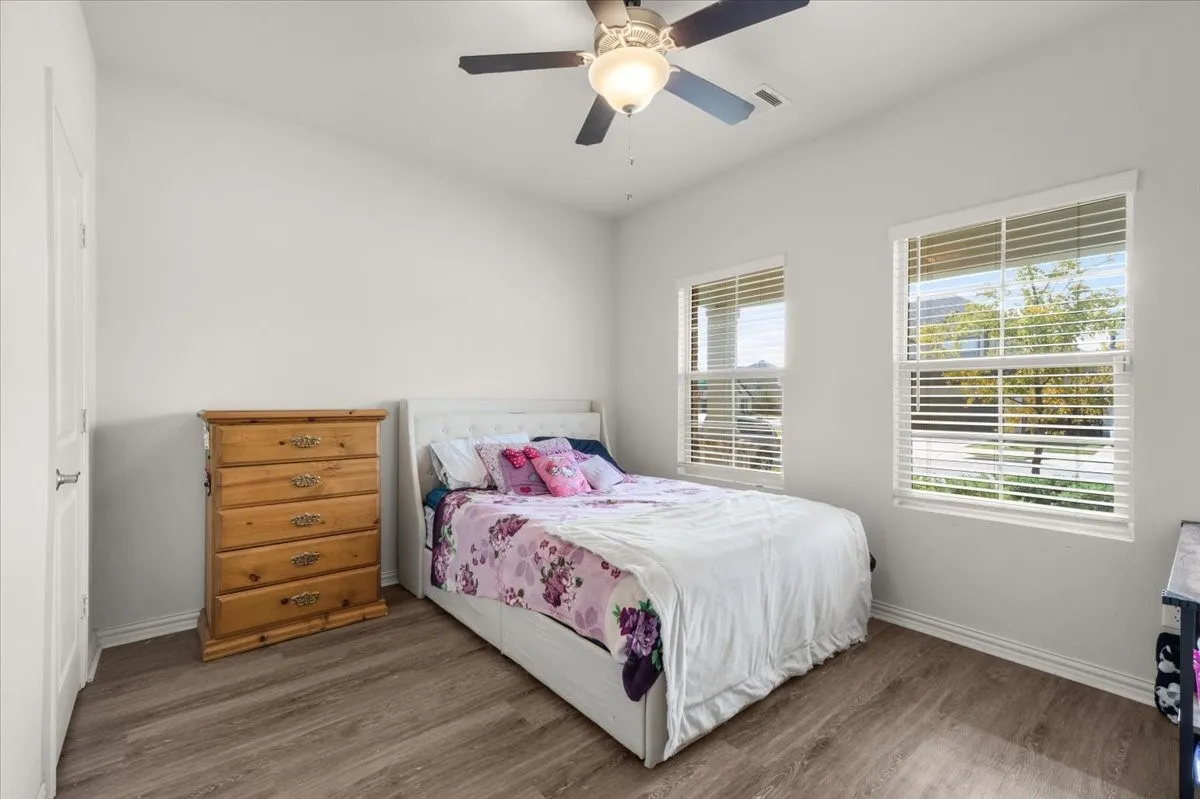 Single Family Residence For Sale in Tarrant County , 10604 Copeland Lane, Fort Worth, Texas 76126, 3 Bedroom, 2 Bathroom, 2 Garage spaces, 1,677 Sqft, built in 2022, mls#21417817, Real Estate Agent in Fort Worth, Homes For Sale in Tarrant county, Homes For Sale in Fort Worth, Realtor in Fort Worth Texas, Real Estate Brokerage Independent Realty Texas, Luminita Cordes Realtor