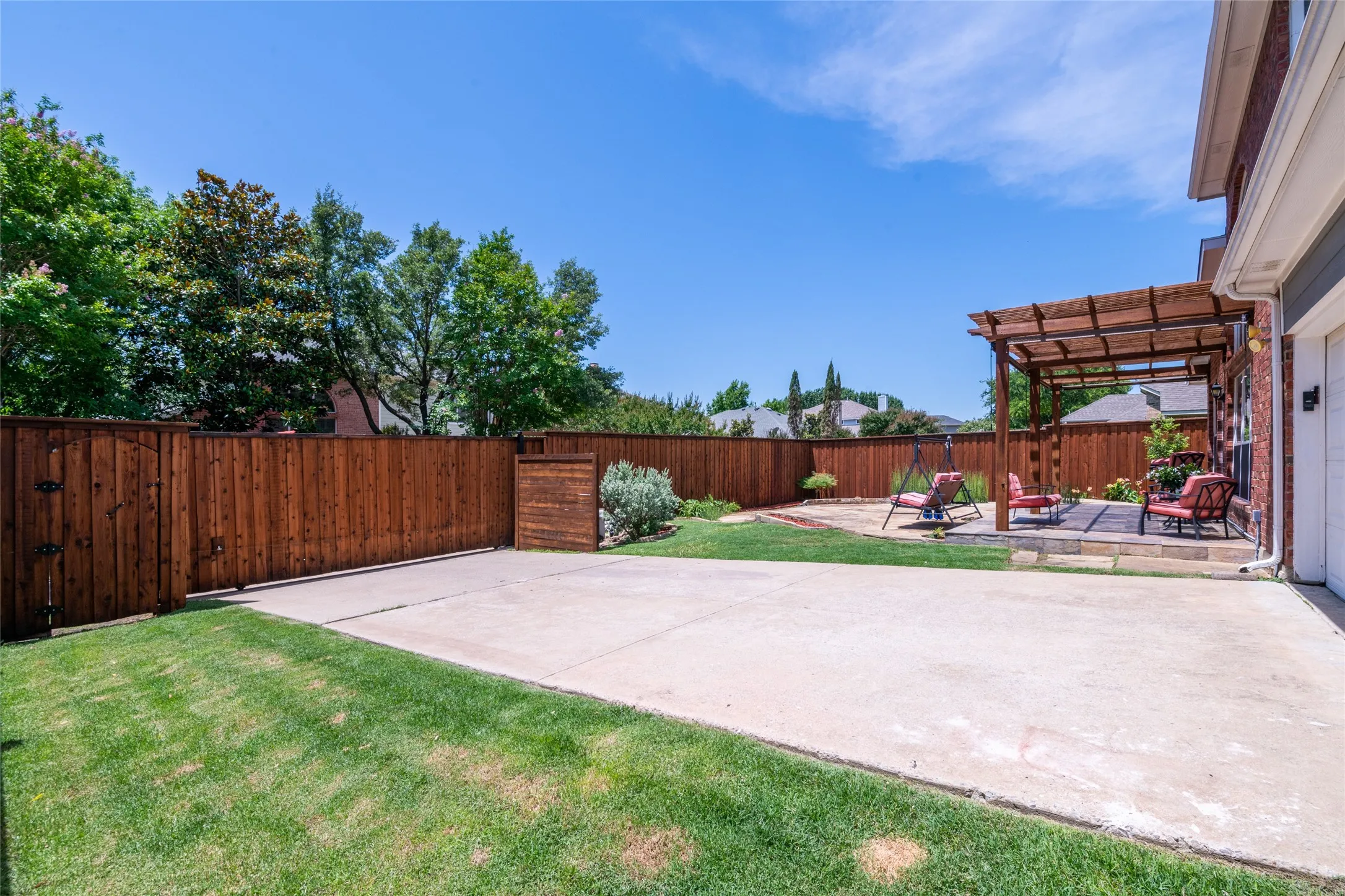 Single Family Residence For Rent in Collin County , 11761 Waterford Lane, Frisco, Texas 75035, 4 Bedroom, 3 Bathroom, 2 Garage spaces, 2,892 Sqft, built in 2000, mls#21420845, Real Estate Agent in Frisco, Homes For Rent in Collin county, Homes For Rent in Frisco, Realtor in Frisco Texas, Real Estate Brokerage Independent Realty Texas, Luminita Cordes Realtor