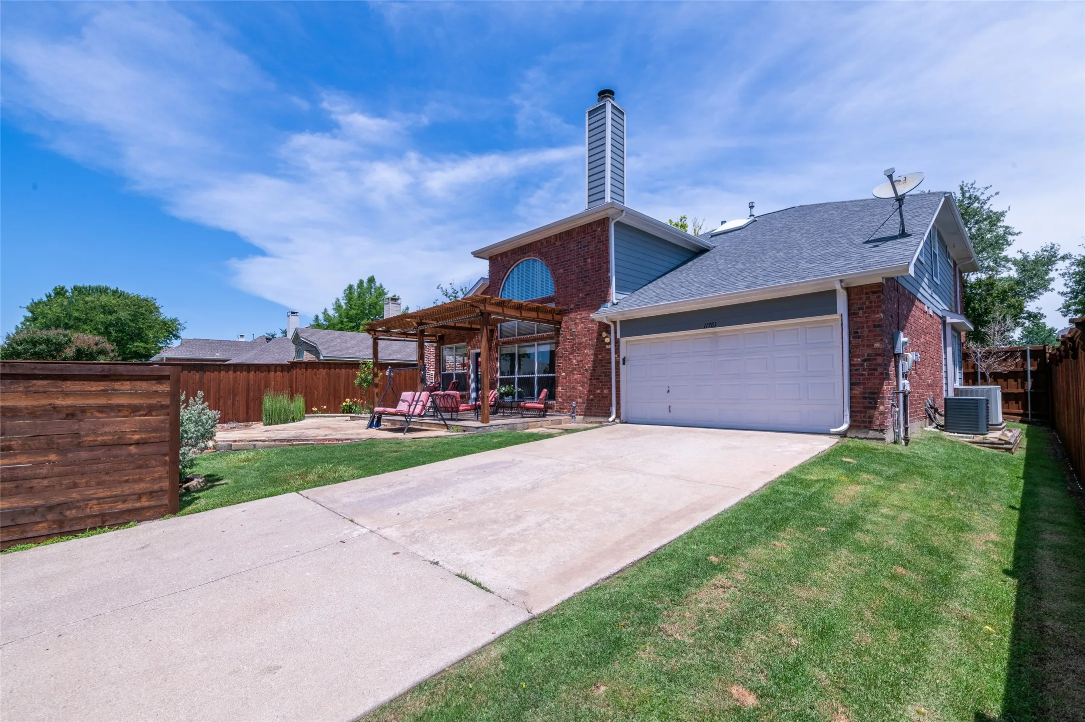 Single Family Residence For Rent in Collin County , 11761 Waterford Lane, Frisco, Texas 75035, 4 Bedroom, 3 Bathroom, 2 Garage spaces, 2,892 Sqft, built in 2000, mls#21420845, Real Estate Agent in Frisco, Homes For Rent in Collin county, Homes For Rent in Frisco, Realtor in Frisco Texas, Real Estate Brokerage Independent Realty Texas, Luminita Cordes Realtor