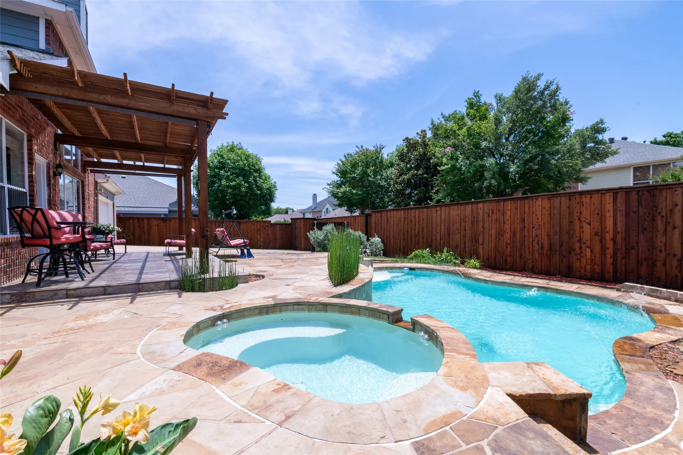 Single Family Residence For Rent in Collin County , 11761 Waterford Lane, Frisco, Texas 75035, 4 Bedroom, 3 Bathroom, 2 Garage spaces, 2,892 Sqft, built in 2000, mls#21420845, Real Estate Agent in Frisco, Homes For Rent in Collin county, Homes For Rent in Frisco, Realtor in Frisco Texas, Real Estate Brokerage Independent Realty Texas, Luminita Cordes Realtor