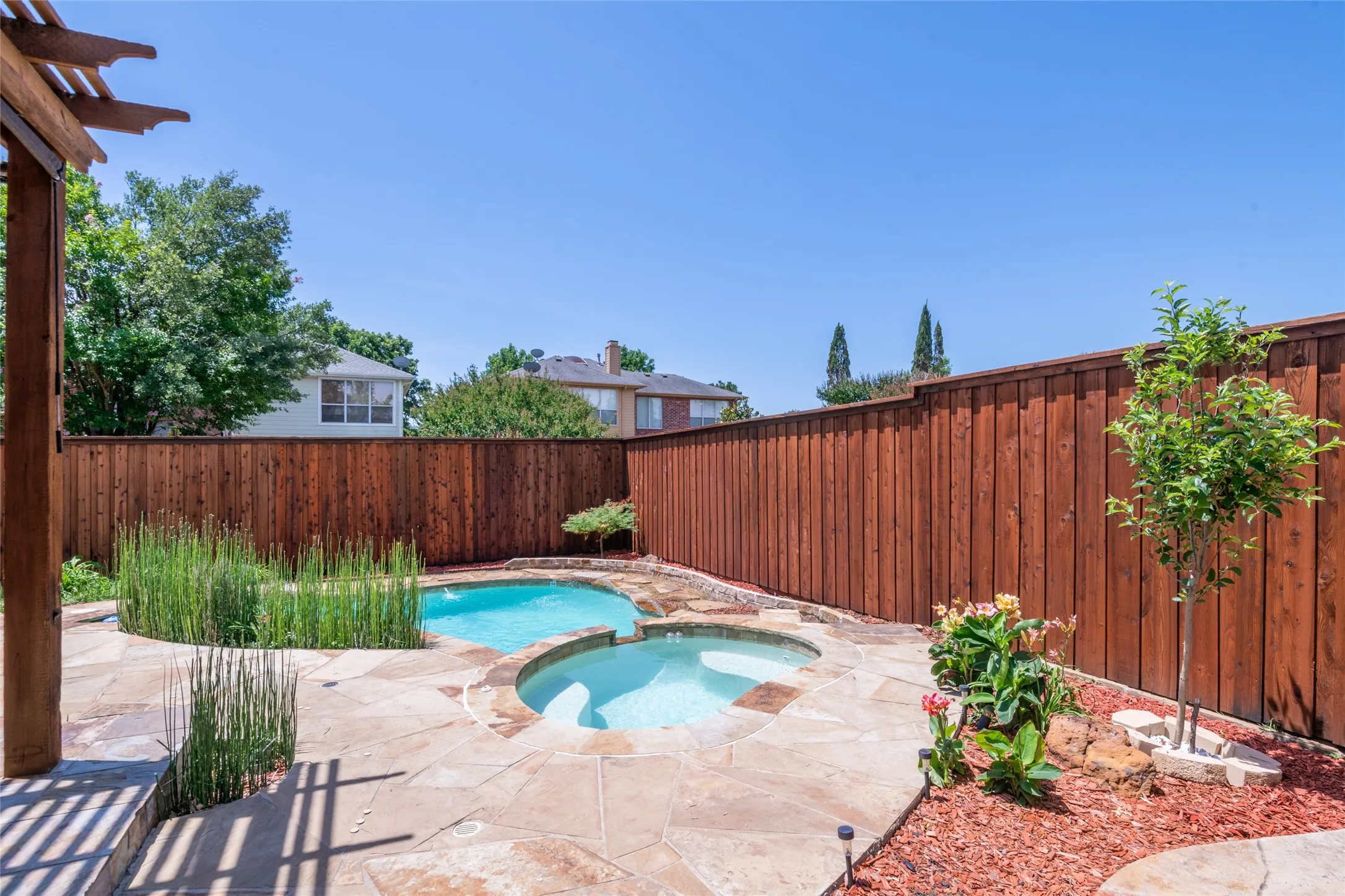 Single Family Residence For Rent in Collin County , 11761 Waterford Lane, Frisco, Texas 75035, 4 Bedroom, 3 Bathroom, 2 Garage spaces, 2,892 Sqft, built in 2000, mls#21420845, Real Estate Agent in Frisco, Homes For Rent in Collin county, Homes For Rent in Frisco, Realtor in Frisco Texas, Real Estate Brokerage Independent Realty Texas, Luminita Cordes Realtor