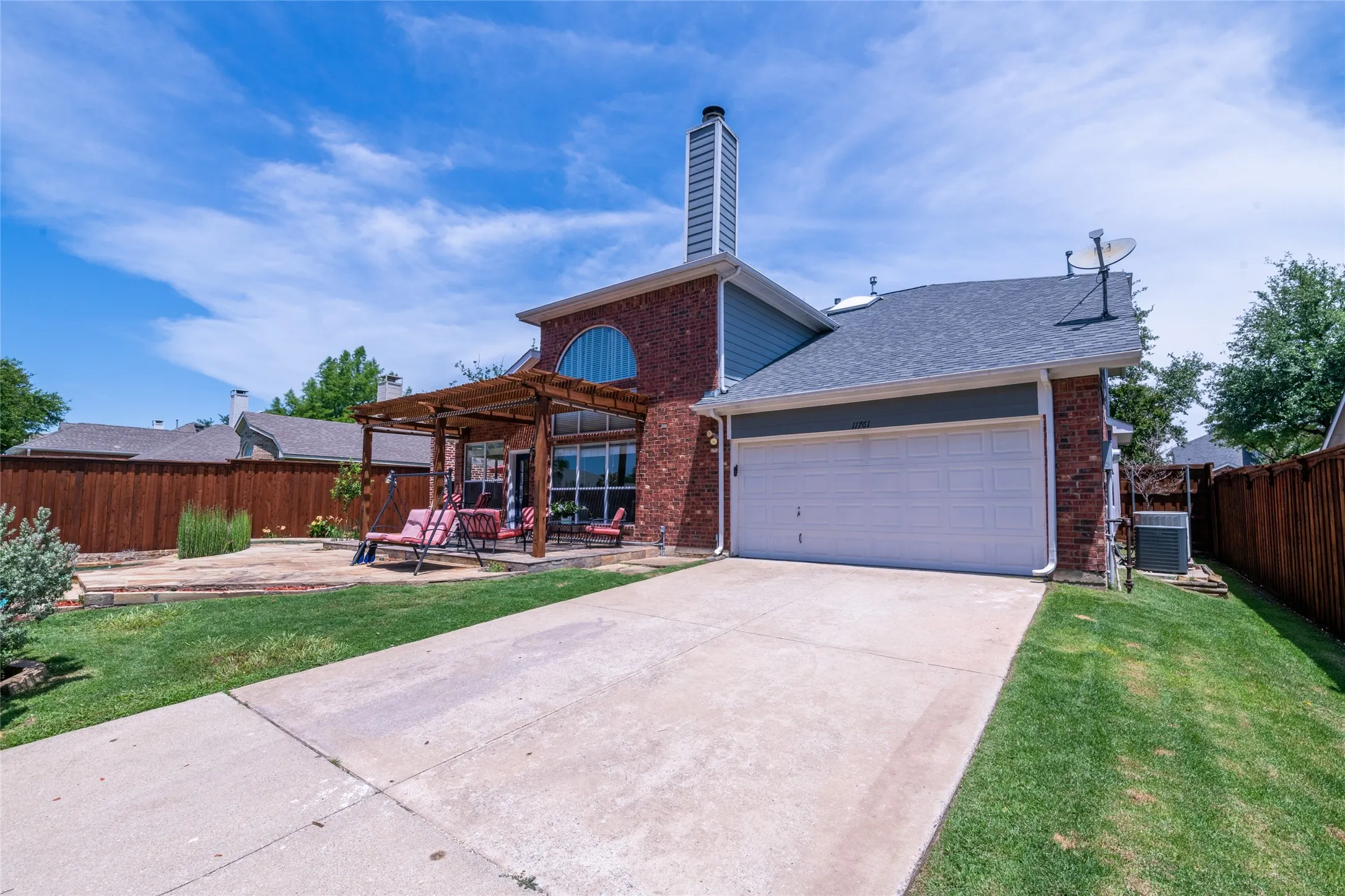 Single Family Residence For Rent in Collin County , 11761 Waterford Lane, Frisco, Texas 75035, 4 Bedroom, 3 Bathroom, 2 Garage spaces, 2,892 Sqft, built in 2000, mls#21420845, Real Estate Agent in Frisco, Homes For Rent in Collin county, Homes For Rent in Frisco, Realtor in Frisco Texas, Real Estate Brokerage Independent Realty Texas, Luminita Cordes Realtor
