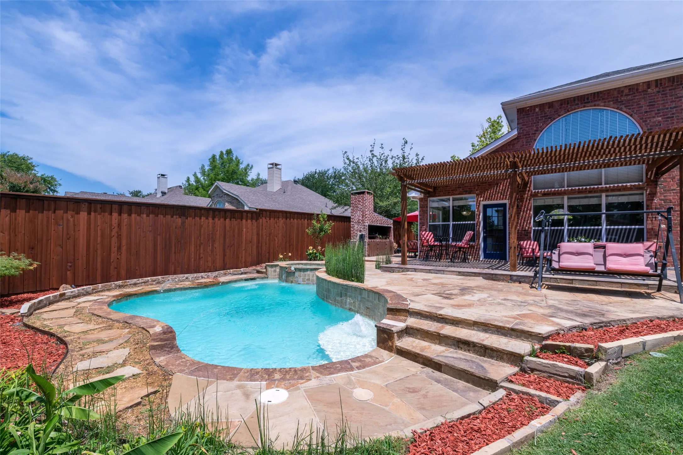Single Family Residence For Rent in Collin County , 11761 Waterford Lane, Frisco, Texas 75035, 4 Bedroom, 3 Bathroom, 2 Garage spaces, 2,892 Sqft, built in 2000, mls#21420845, Real Estate Agent in Frisco, Homes For Rent in Collin county, Homes For Rent in Frisco, Realtor in Frisco Texas, Real Estate Brokerage Independent Realty Texas, Luminita Cordes Realtor
