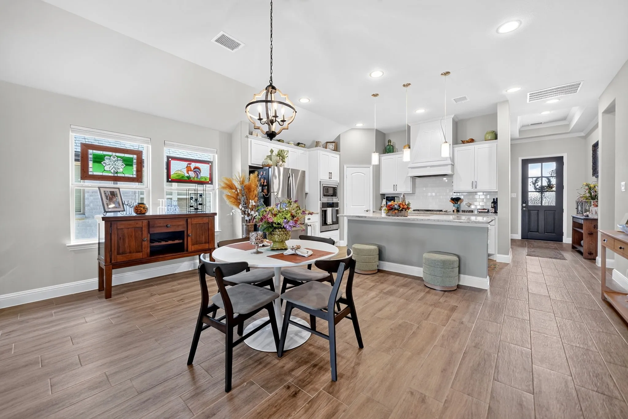 Single Family Residence For Sale in Rockwall County , 813 Mildren Lane, Fate, Texas 75087, 4 Bedroom, 3 Bathroom, 2 Garage spaces, 2,355 Sqft, built in 2021, mls#21420612, Real Estate Agent in Fate, Homes For Sale in Rockwall county, Homes For Sale in Fate, Realtor in Fate Texas, Real Estate Brokerage Independent Realty Texas, Luminita Cordes Realtor