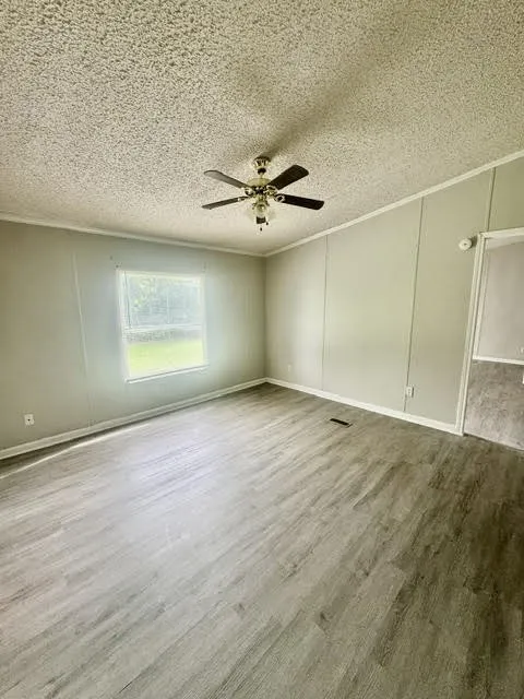 Mobile Home For Rent in Parker County , 723 Highland Circle, Springtown, Texas 76082, 3 Bedroom, 2 Bathroom, Garage spaces, 1,848 Sqft, built in 1997, mls#21421007, Real Estate Agent in Springtown, Homes For Rent in Parker county, Homes For Rent in Springtown, Realtor in Springtown Texas, Real Estate Brokerage Independent Realty Texas, Luminita Cordes Realtor