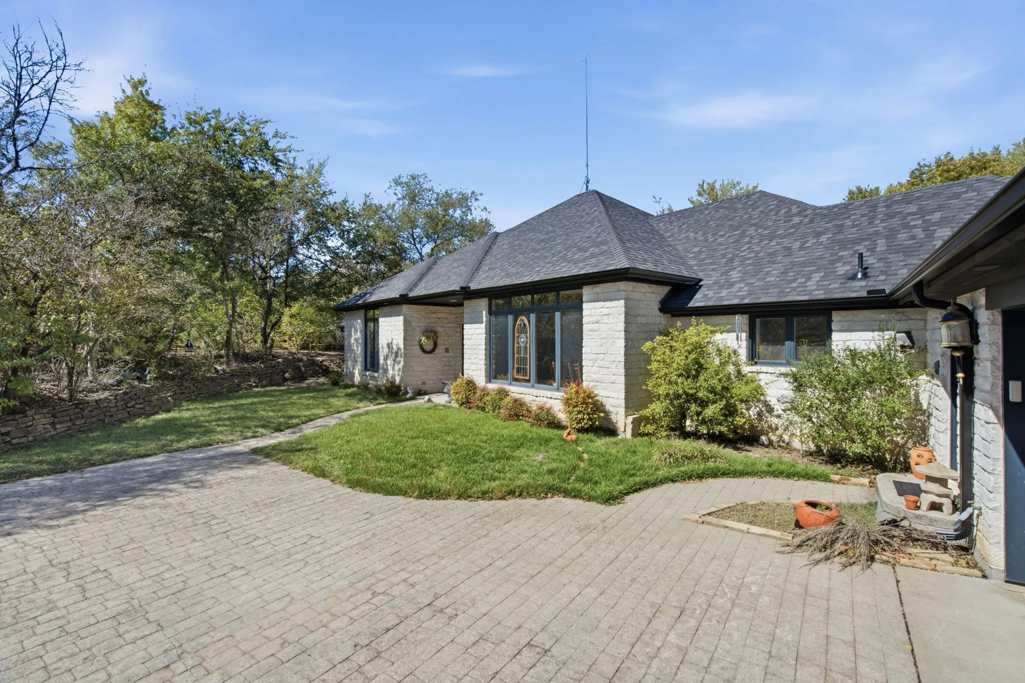 Single Family Residence For Sale
