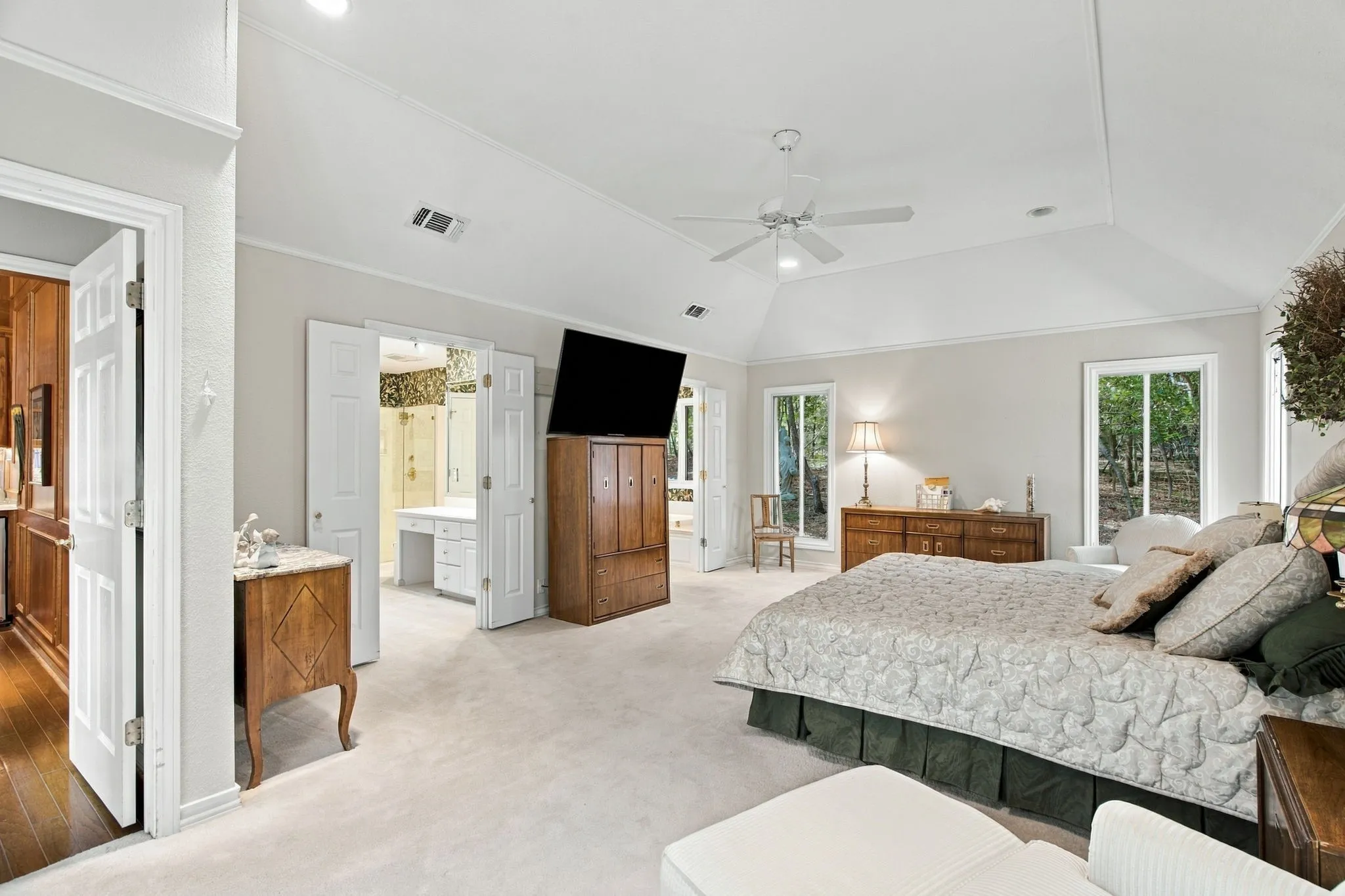 Single Family Residence For Sale in Parker County , 461 Quail Ridge Road, Aledo, Texas 76008, 3 Bedroom, 3 Bathroom, 4 Garage spaces, 3,018 Sqft, built in 1995, mls#21418317, Real Estate Agent in Aledo, Homes For Sale in Parker county, Homes For Sale in Aledo, Realtor in Aledo Texas, Real Estate Brokerage Independent Realty Texas, Luminita Cordes Realtor