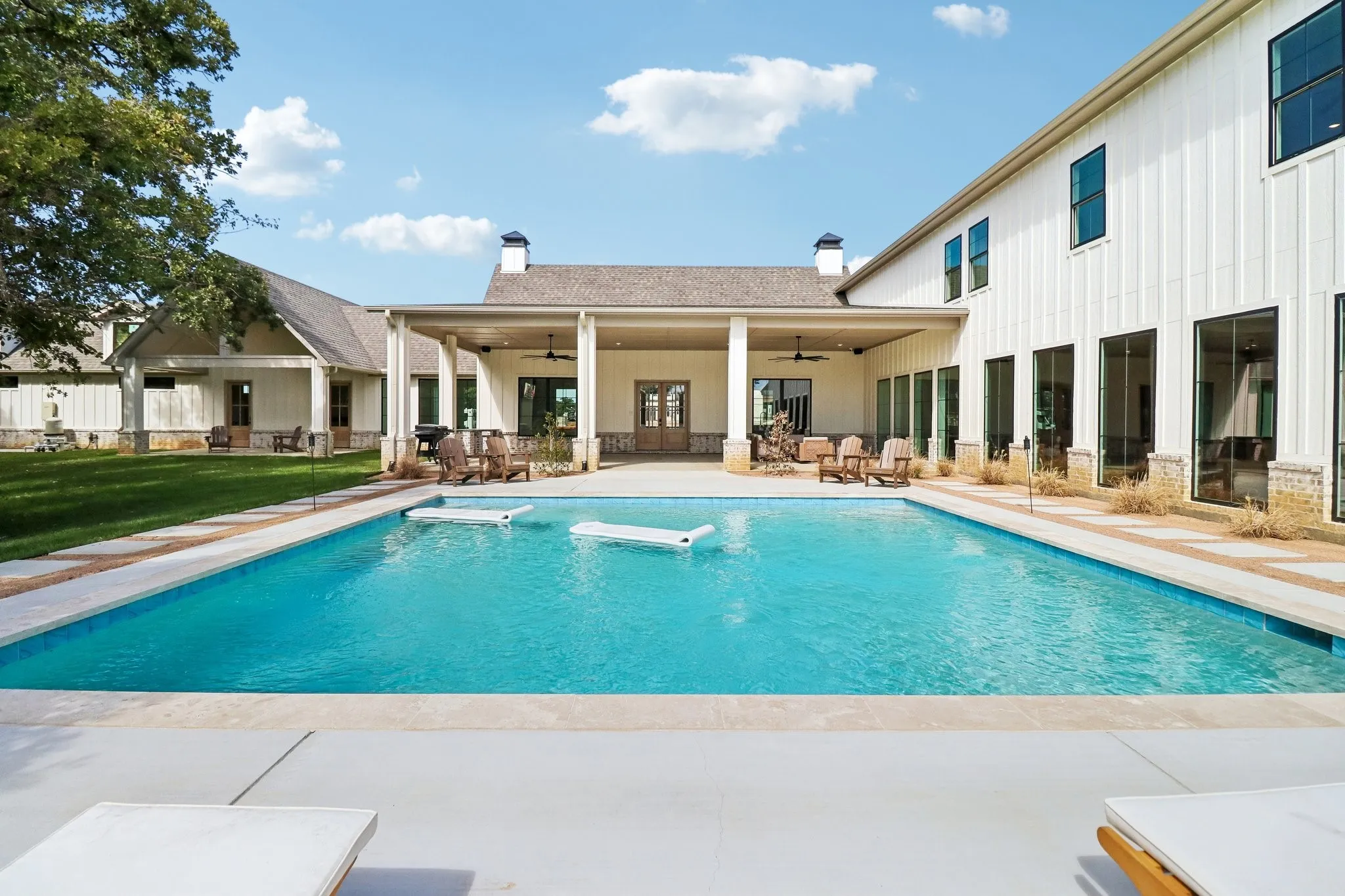 Single Family Residence For Sale in Johnson County , 300 Mint Ridge Drive, Burleson, Texas 76028, 6 Bedroom, 7 Bathroom, 4 Garage spaces, 7,994 Sqft, built in 2026, mls#21416752, Real Estate Agent in Burleson, Homes For Sale in Johnson county, Homes For Sale in Burleson, Realtor in Burleson Texas, Real Estate Brokerage Independent Realty Texas, Luminita Cordes Realtor