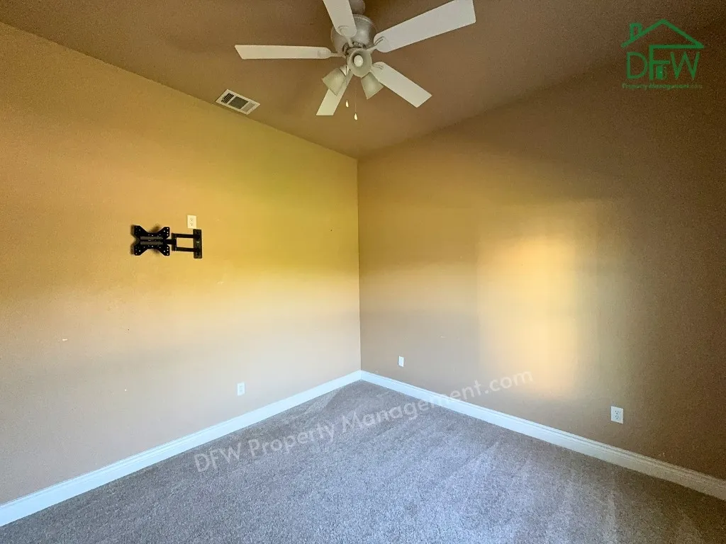 Single Family Residence For Rent in Parker County , 105 Fawna Drive, Azle, Texas 76020, 4 Bedroom, 3 Bathroom, 2 Garage spaces, 2,410 Sqft, built in 2021, mls#21421025, Real Estate Agent in Azle, Homes For Rent in Parker county, Homes For Rent in Azle, Realtor in Azle Texas, Real Estate Brokerage Independent Realty Texas, Luminita Cordes Realtor