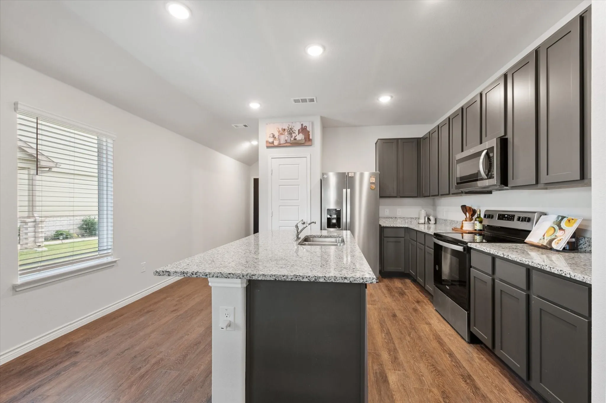 Single Family Residence For Rent in Tarrant County , 10625 Bleat Street, Fort Worth, Texas 76036, 3 Bedroom, 2 Bathroom, 2 Garage spaces, 1,479 Sqft, built in 2024, mls#21421093, Real Estate Agent in Fort Worth, Homes For Rent in Tarrant county, Homes For Rent in Fort Worth, Realtor in Fort Worth Texas, Real Estate Brokerage Independent Realty Texas, Luminita Cordes Realtor